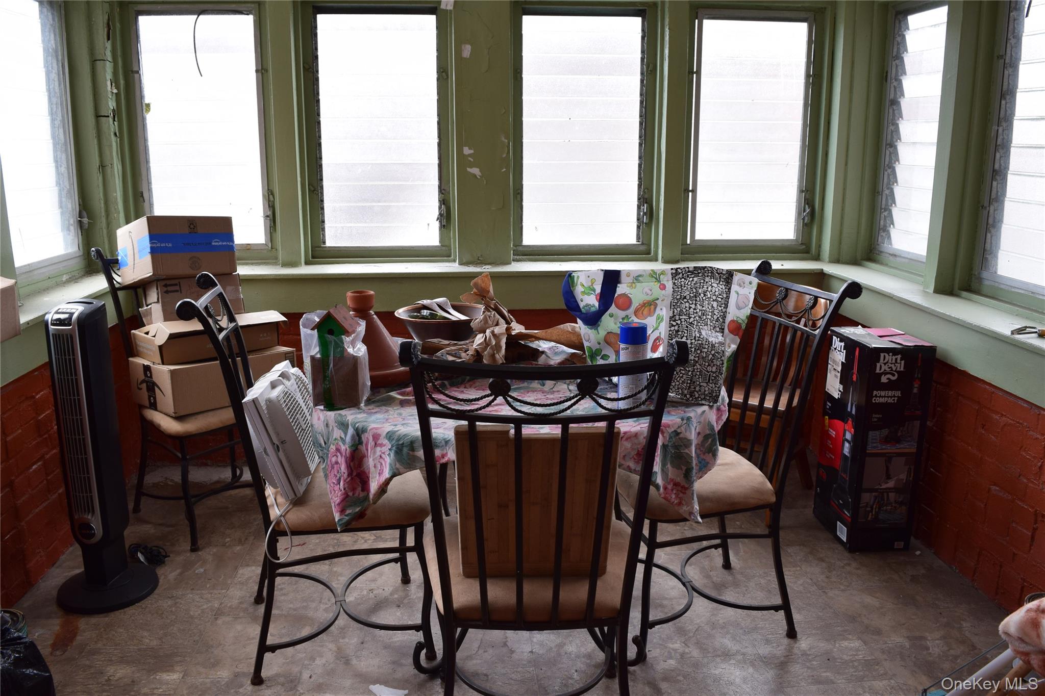 #4 photo, 144-47 77 Avenue, Kew Garden Hills , NY 11367