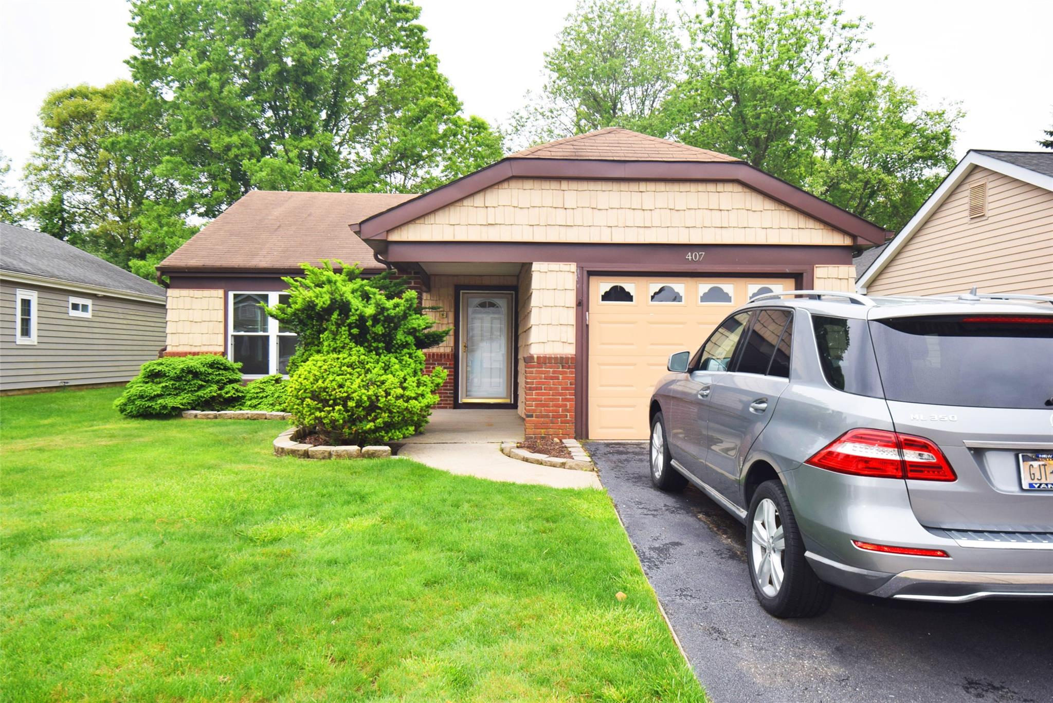 #1 photo, 407 Belfast Lane, 东长岛 Ridge , NY 11961