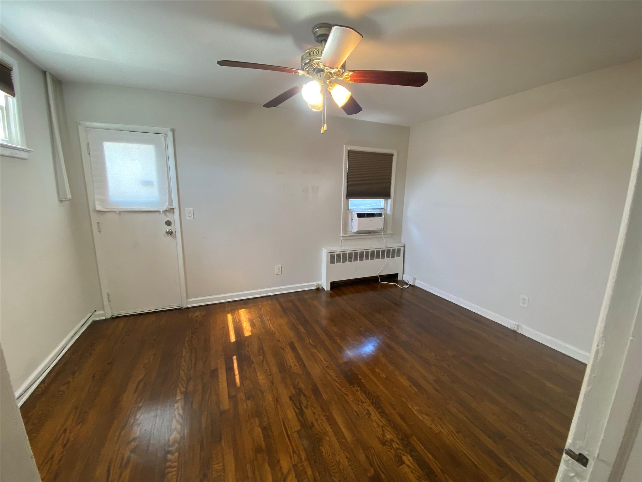 #6 photo, 725 E Broadway, ナッソー郡 Long Beach , NY 11561