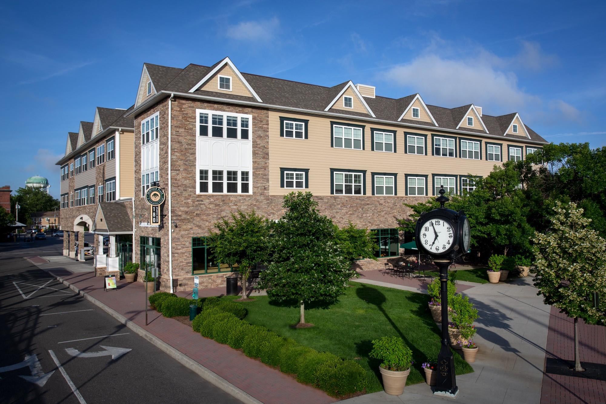 #1 photo, 180 atlantic Avenue, ناسو Farmingdale , NY 11735