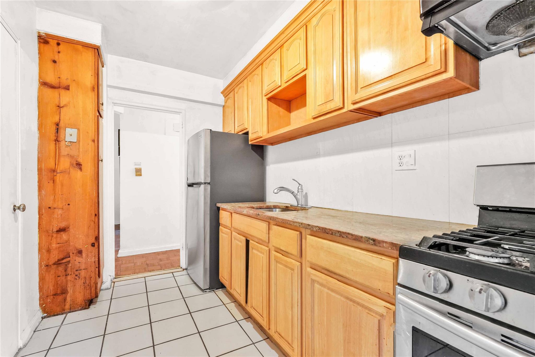 #11 photo, 142-21 26th Avenue, クイーンズ区 Flushing , NY 11354