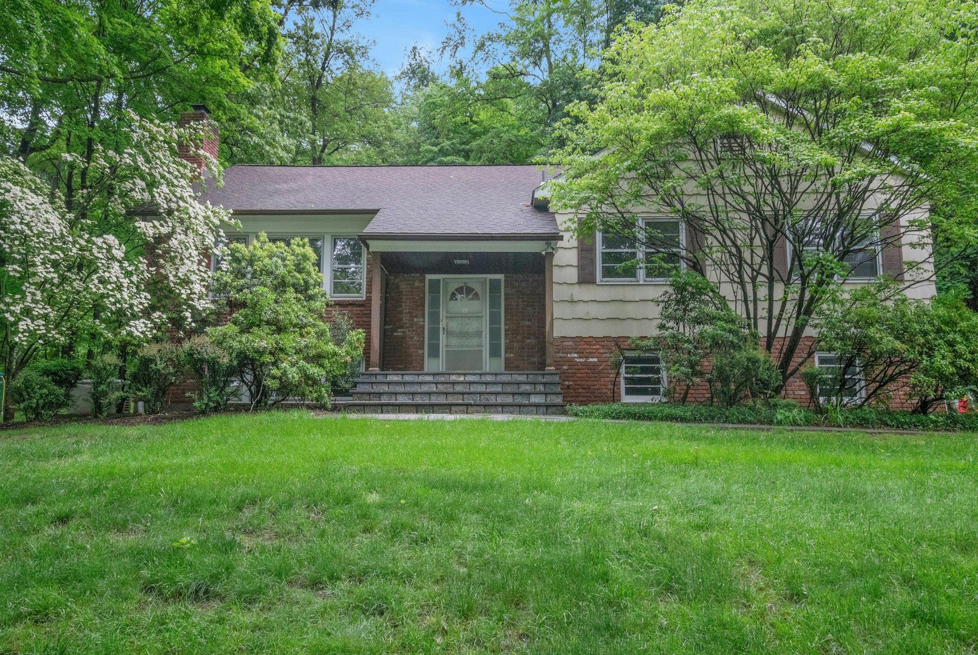 #1 photo, 341 Millwood Road, Chappaqua , NY 10514