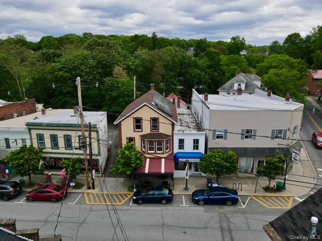 #2 photo, 80 Vineyard Avenue, Highland , NY 12528