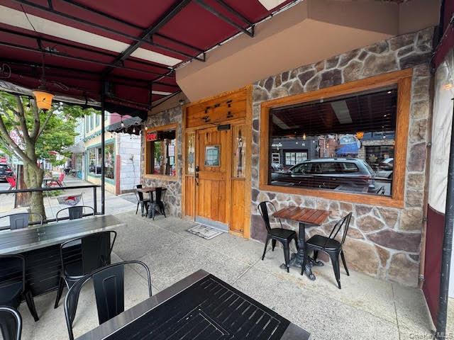 #3 photo, 80 Vineyard Avenue, Highland , NY 12528