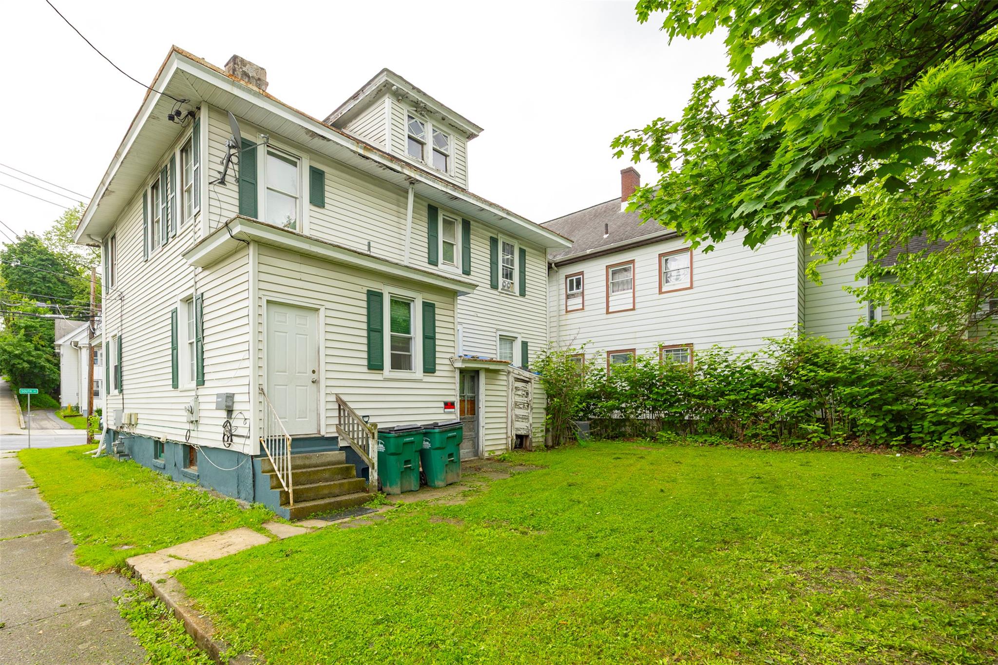 #18 photo, 94 South Avenue, Poughkeepsie , NY 12601