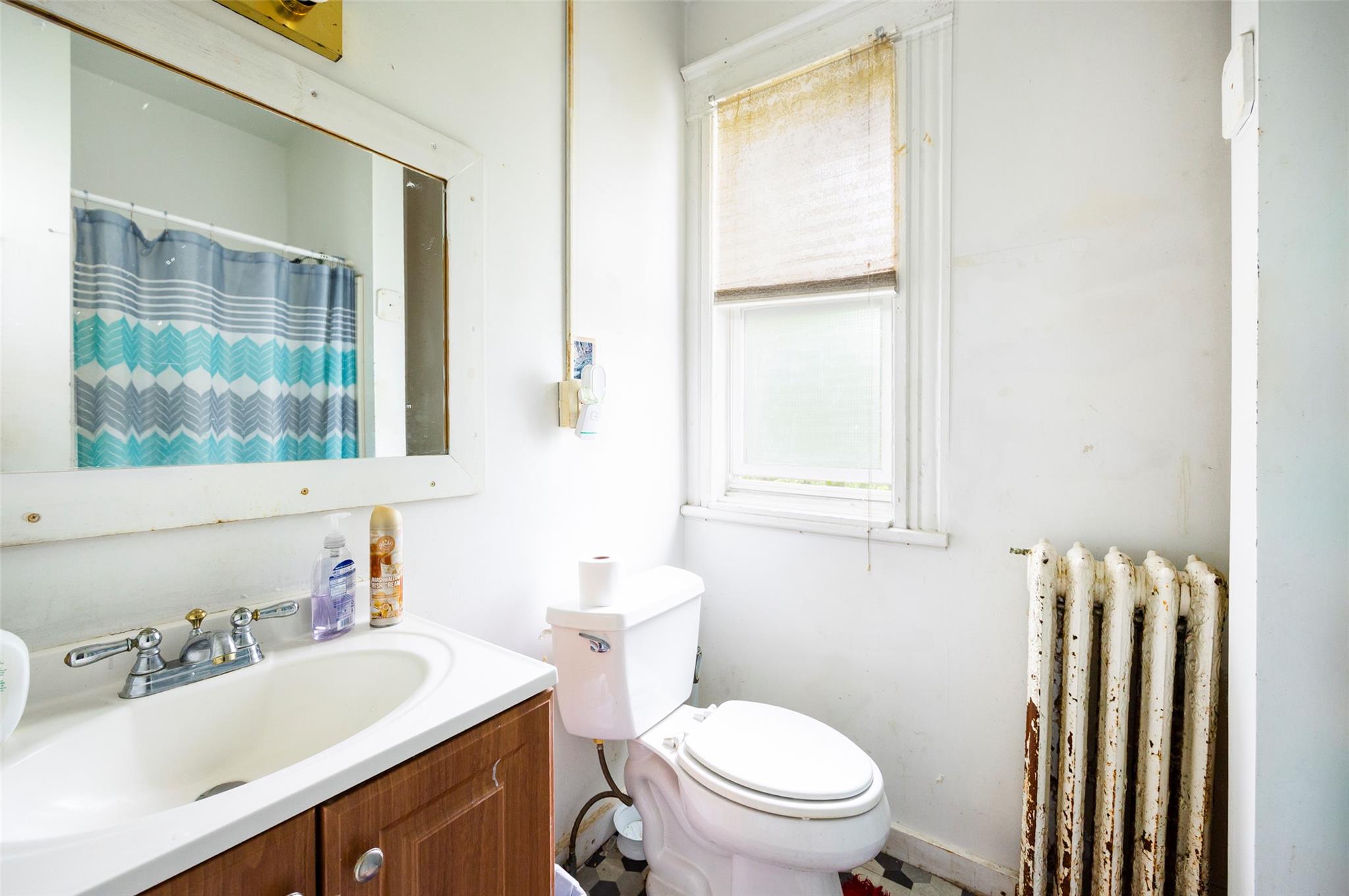 #8 photo, 94 South Avenue, Poughkeepsie , NY 12601