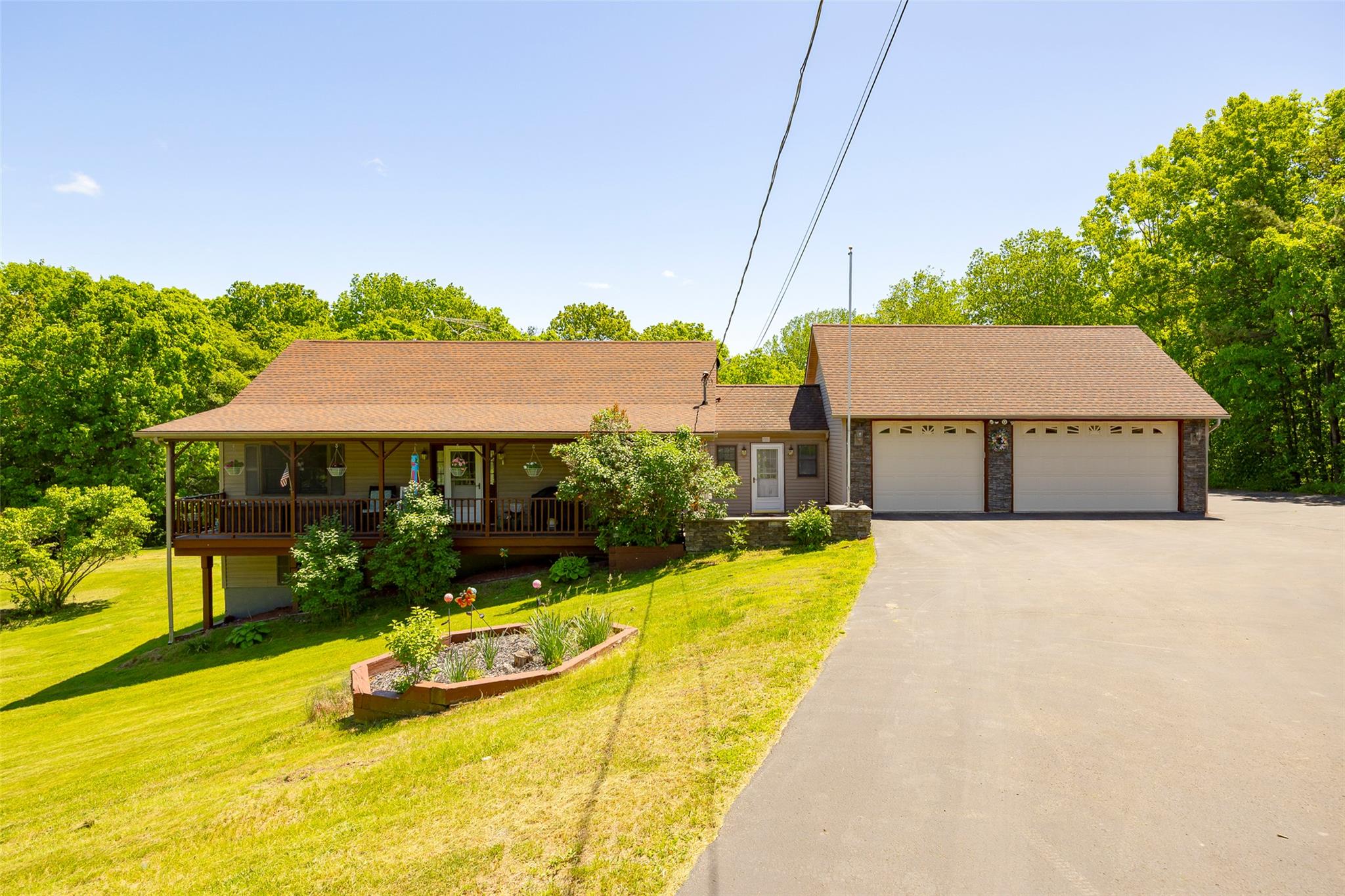 #1 photo, 297 Turkey Hill Road, Elizaville , NY 12571