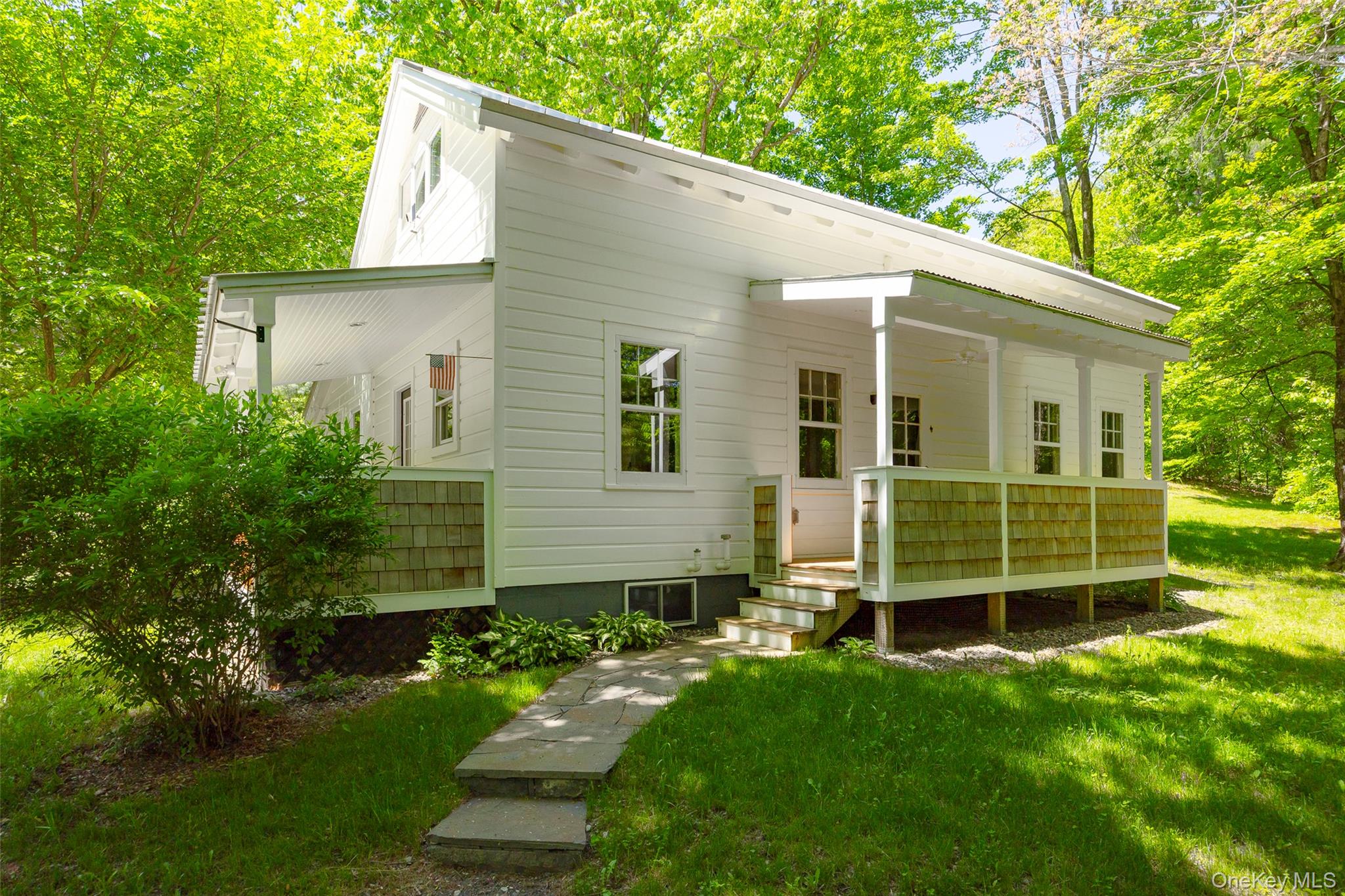 #3 photo, 107 Near Road, Red Hook , NY 12571