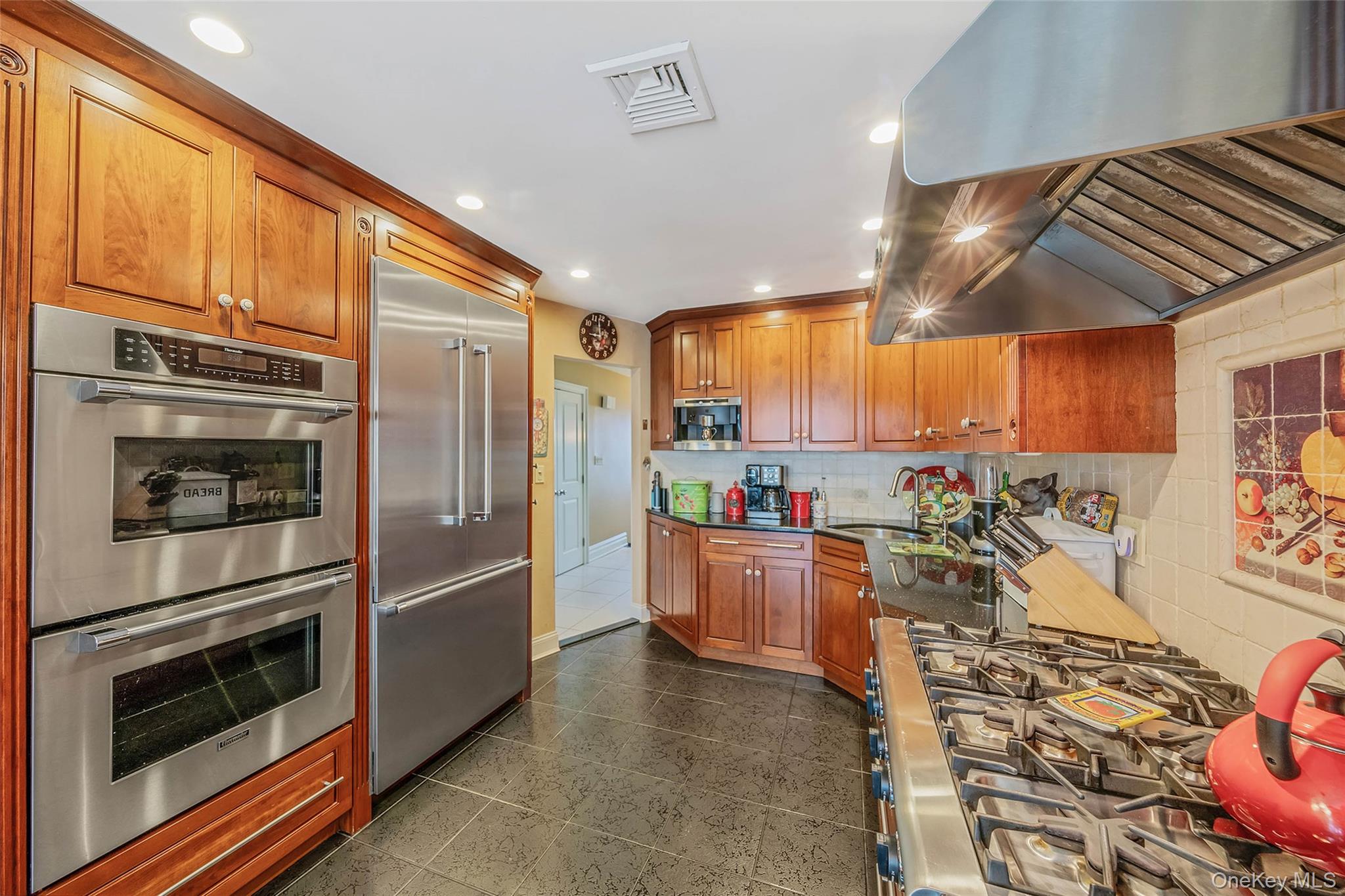 #13 photo, 100 Mark Lane, ナッソー郡 Atlantic Beach , NY 11509