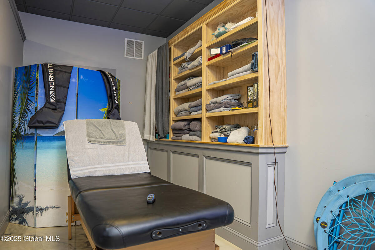 #22 photo, 414 Main Street, Catskill , NY 12414