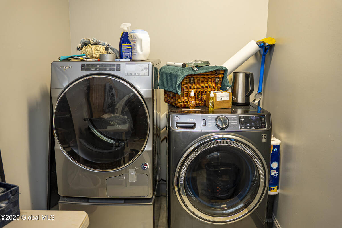 #27 photo, 414 Main Street, Catskill , NY 12414