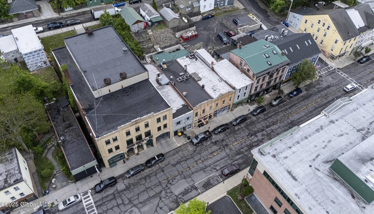 #32 photo, 414 Main Street, Catskill , NY 12414