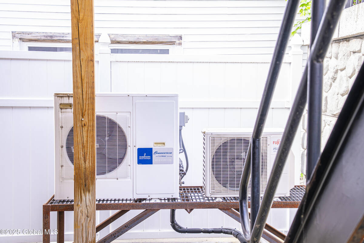 #81 photo, 416 Main Street, Catskill , NY 12414