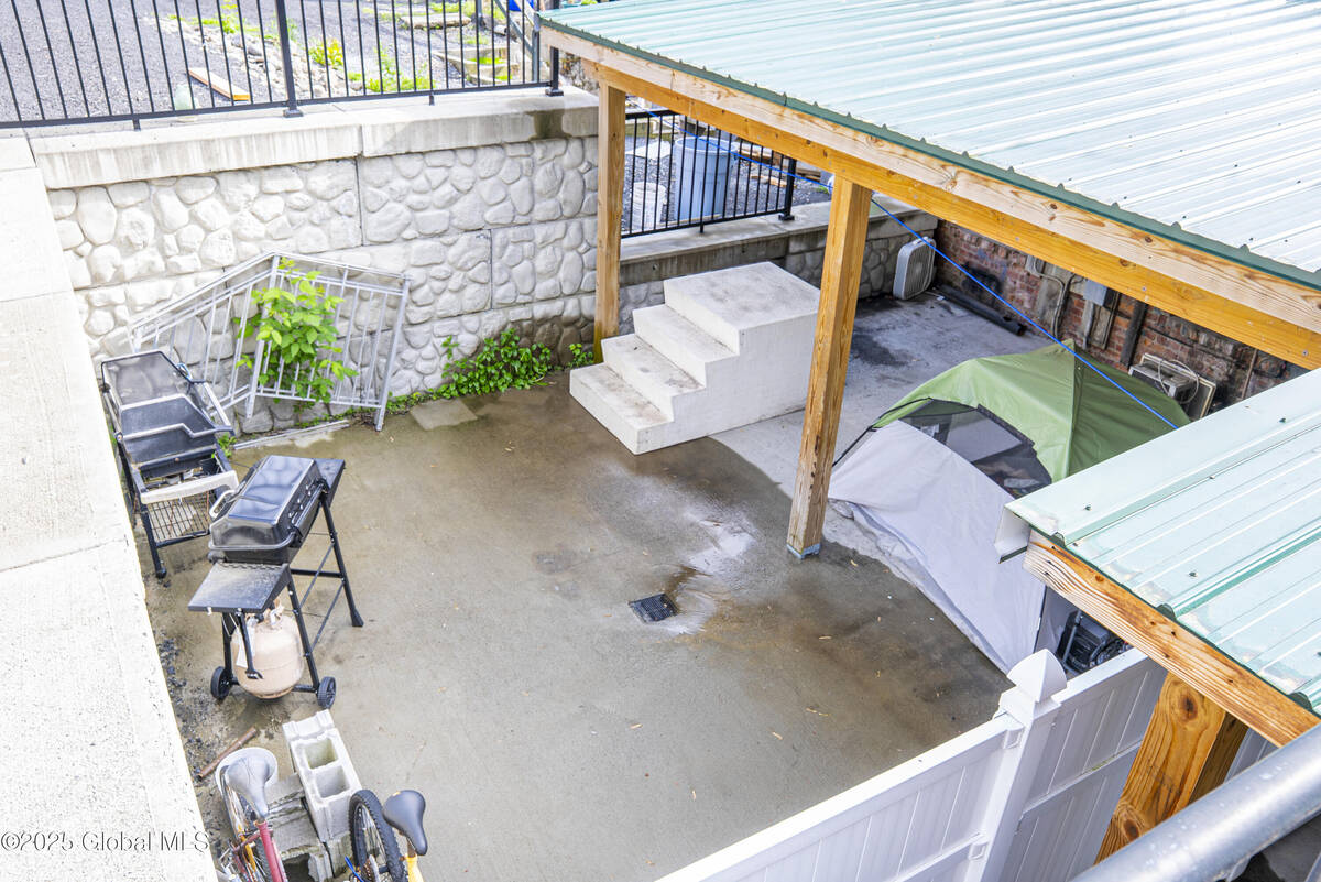 #83 photo, 416 Main Street, Catskill , NY 12414