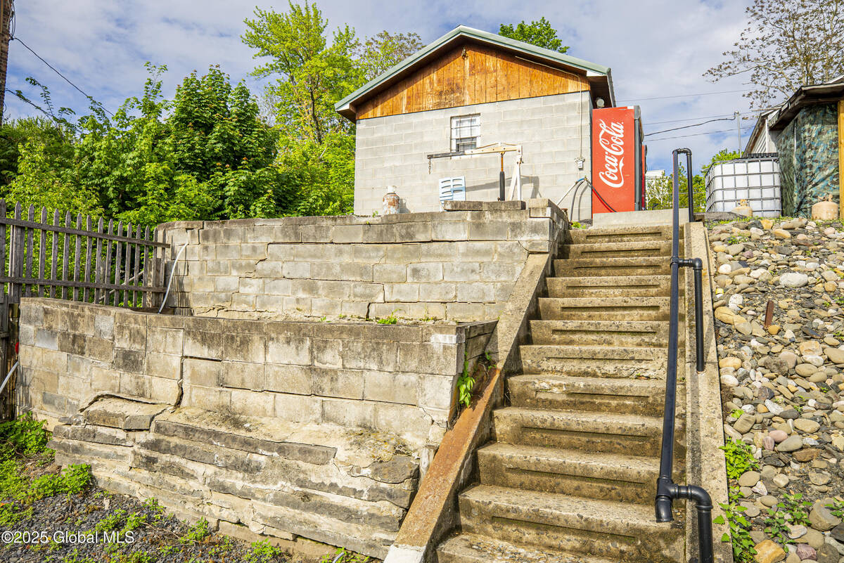 #86 photo, 416 Main Street, Catskill , NY 12414