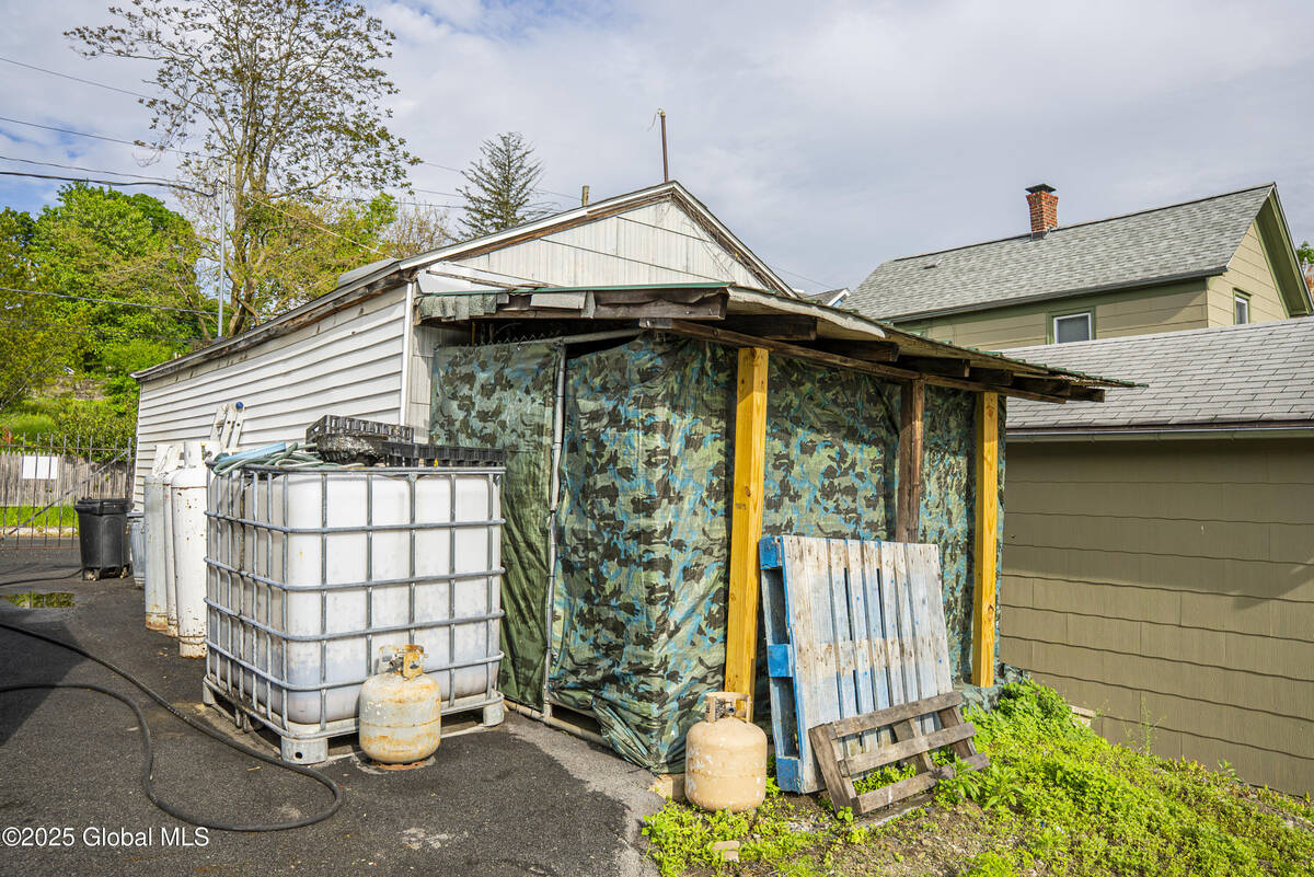 #90 photo, 416 Main Street, Catskill , NY 12414