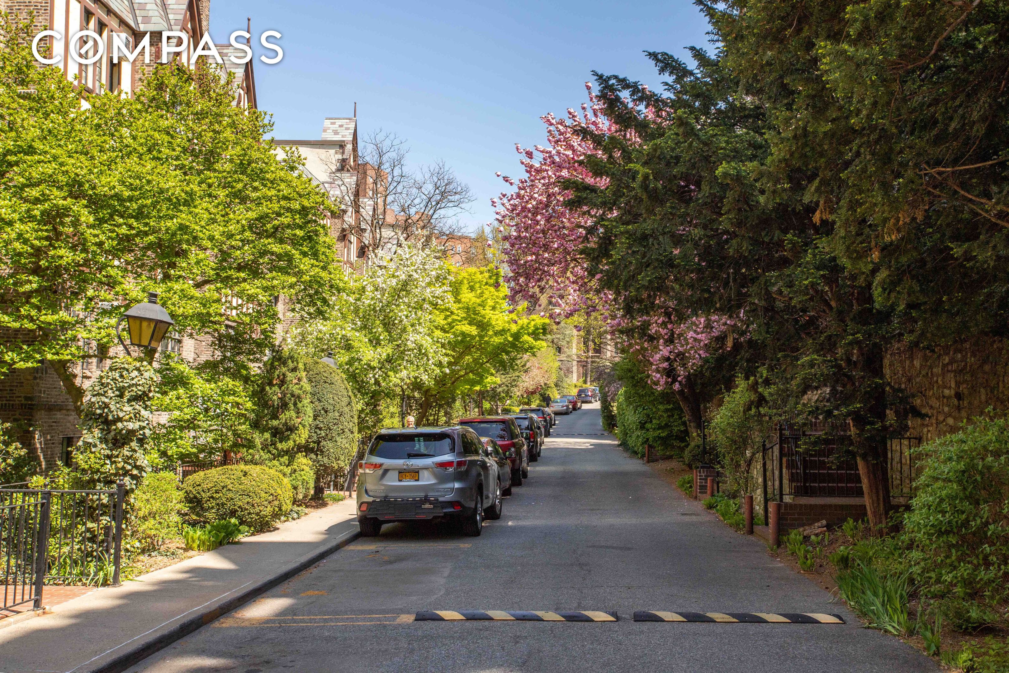 #16 photo, 116 Pinehurst Avenue, マンハッタン Hudson Heights , NY 10033