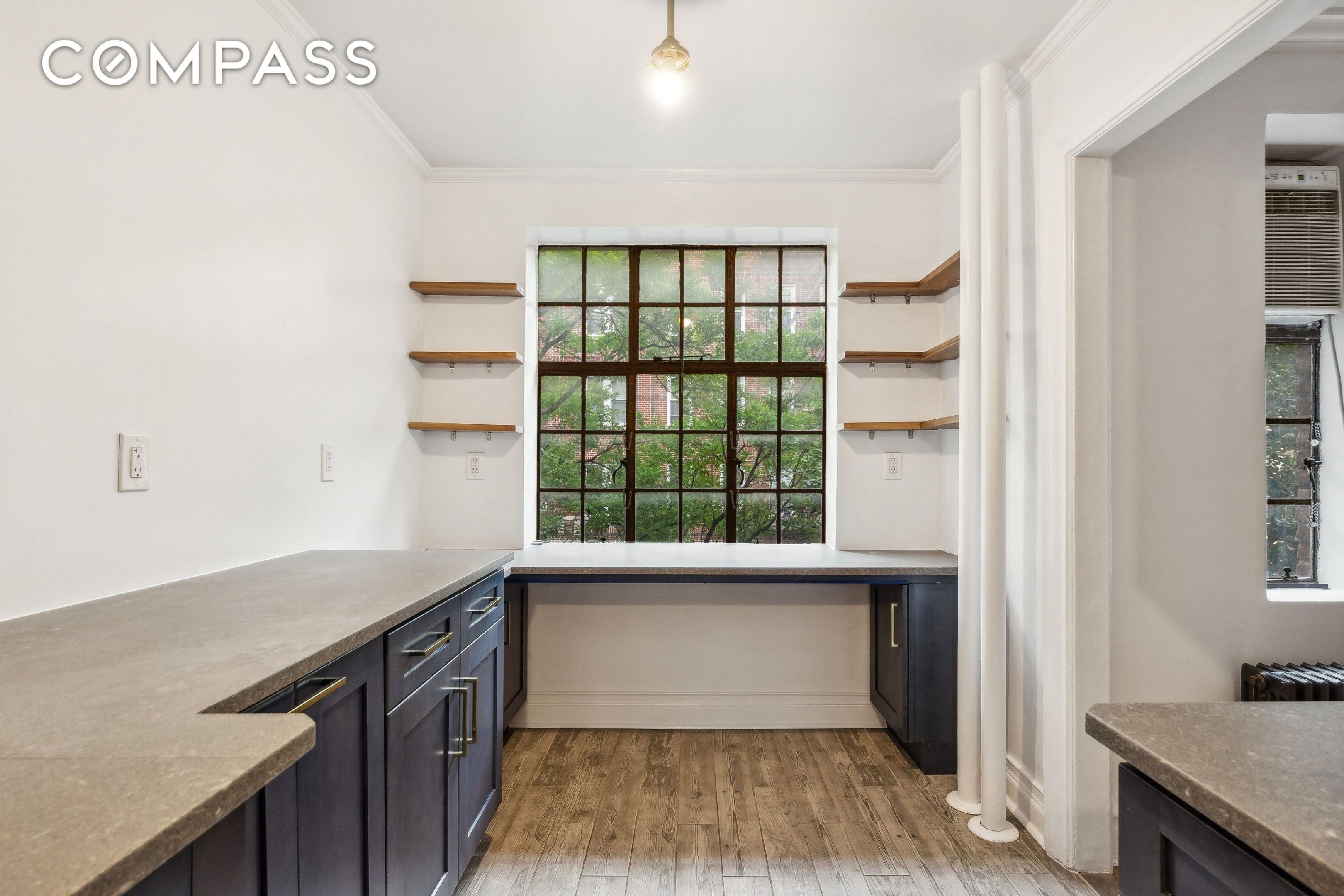 #3 photo, 116 Pinehurst Avenue, マンハッタン Hudson Heights , NY 10033