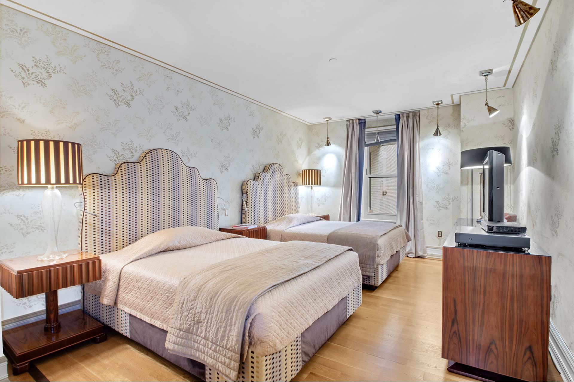 #18 photo, 1 CENTRAL Park S, マンハッタン Central Park South , NY 10019