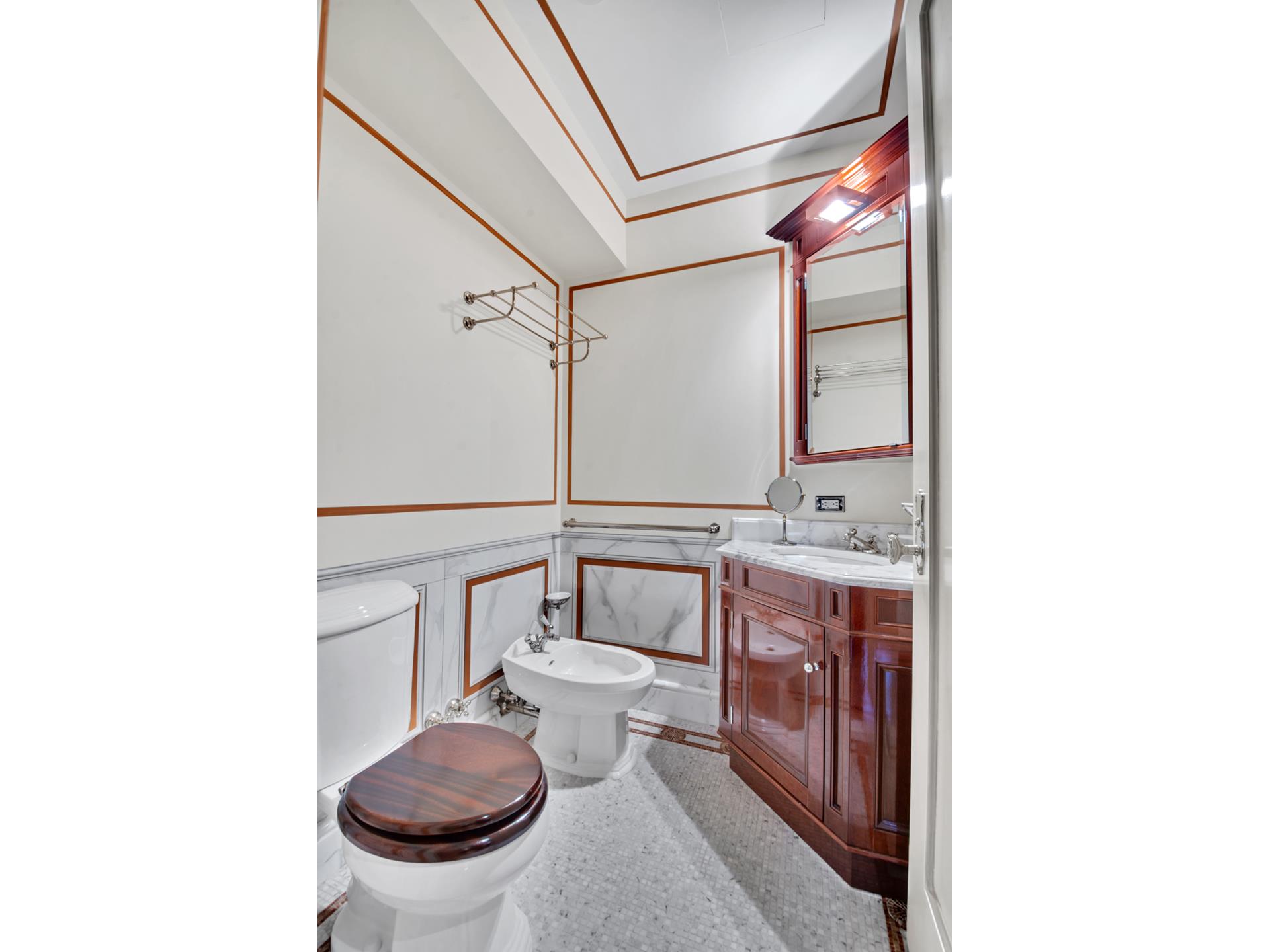 #20 photo, 1 CENTRAL Park S, マンハッタン Central Park South , NY 10019