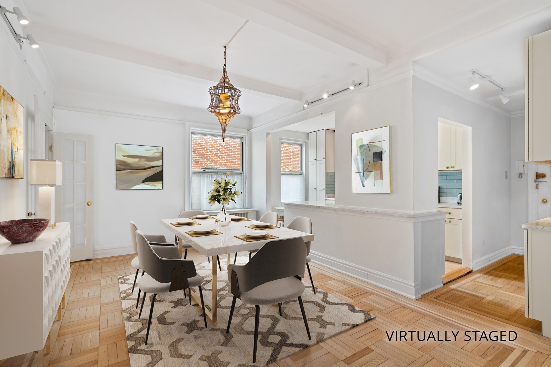 #4 photo, 345 W 55th Street, マンハッタン Clinton , NY 10019