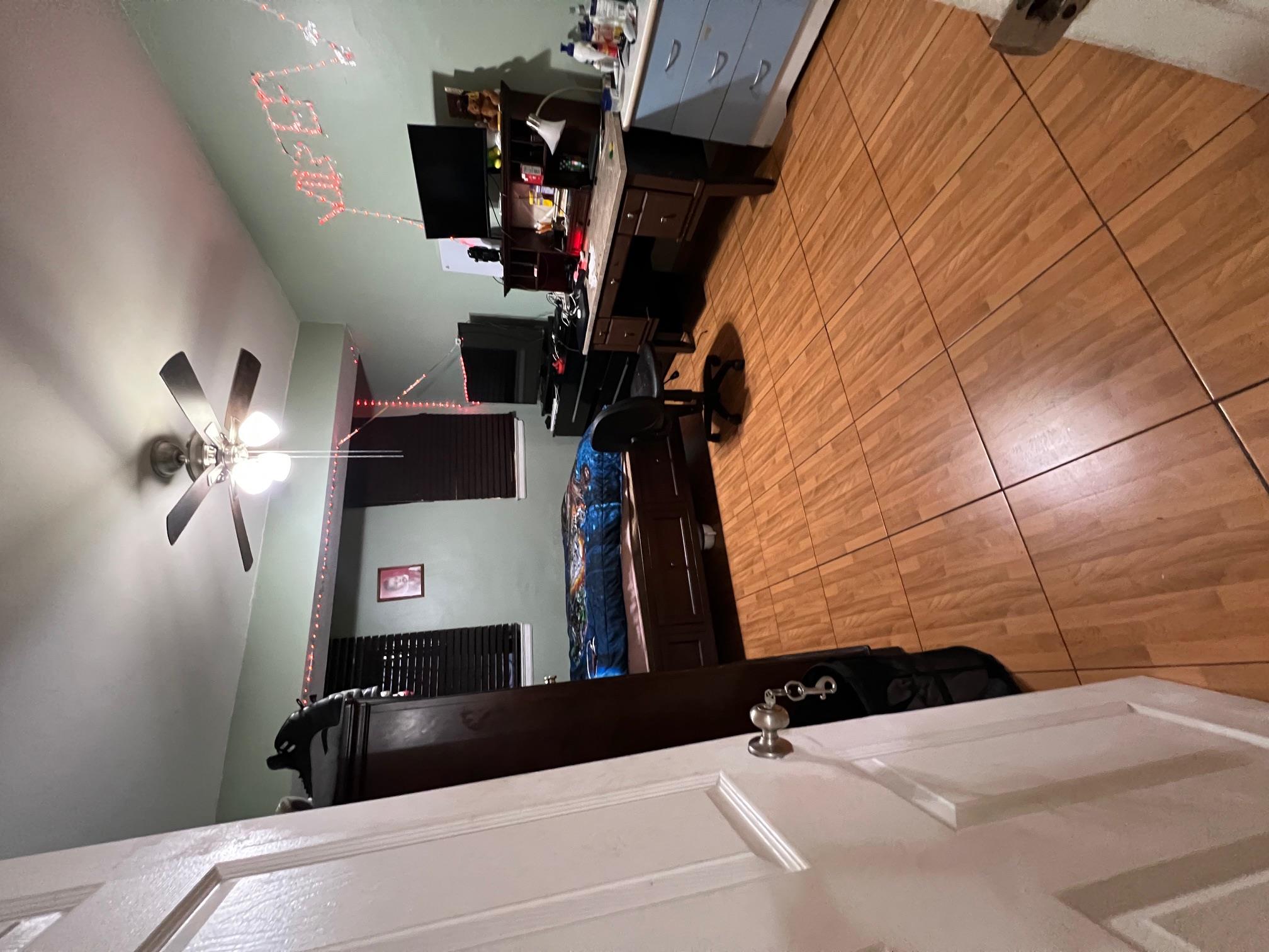 #4 photo, 3239 Barker Avenue, ブロンクス区 Bronx , NY 10467