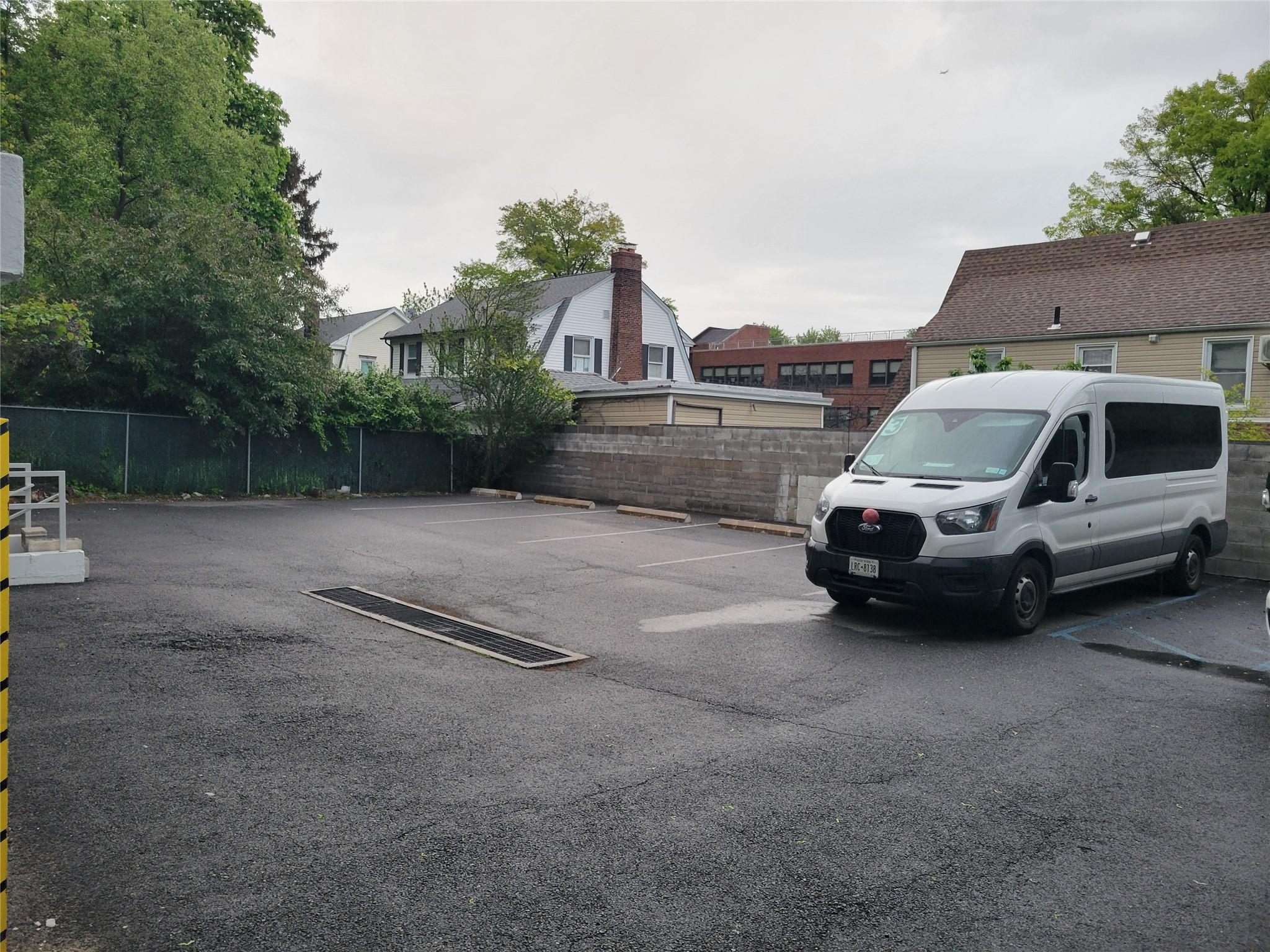 #6 photo, 3541 156th Street, クイーンズ区 Flushing , NY 11354