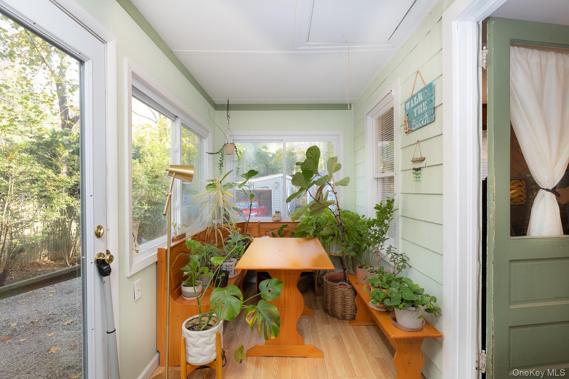 #14 photo, 137C Shore Road, サフォーク郡 Mount Sinai , NY 11766