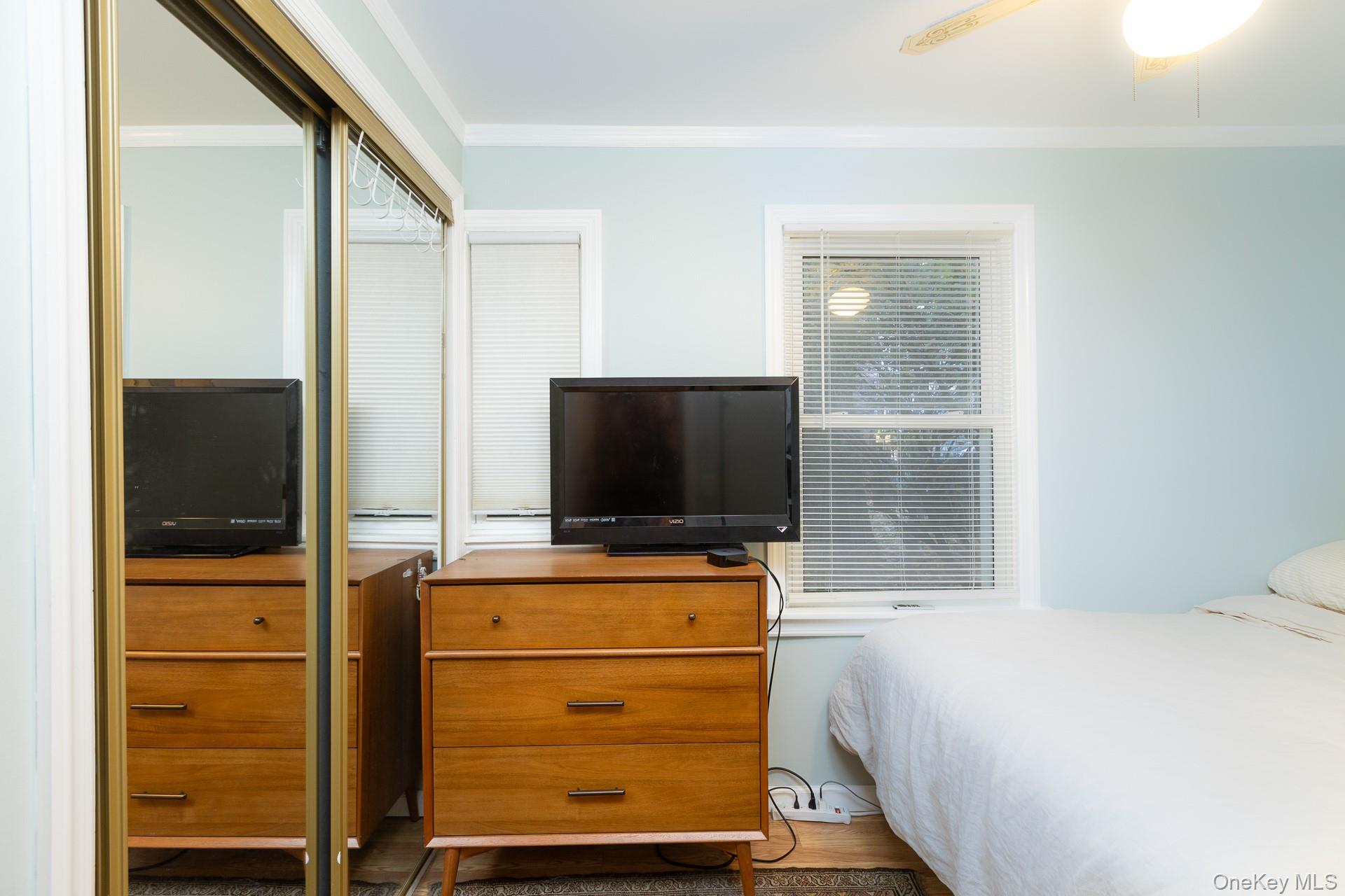 #18 photo, 137C Shore Road, サフォーク郡 Mount Sinai , NY 11766