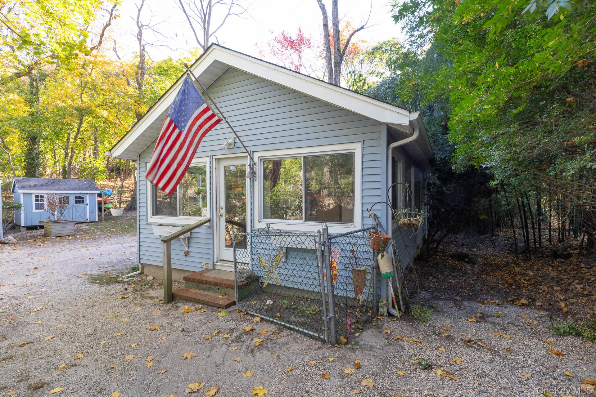 #4 photo, 137C Shore Road, サフォーク郡 Mount Sinai , NY 11766