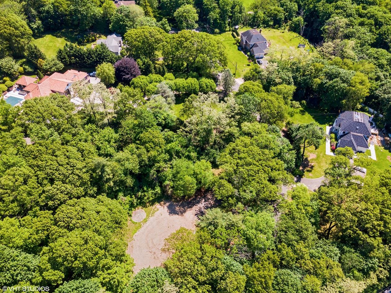 #8 photo, 10 High Farms Road, 長島 格崙科夫 Glen Head , NY 11545