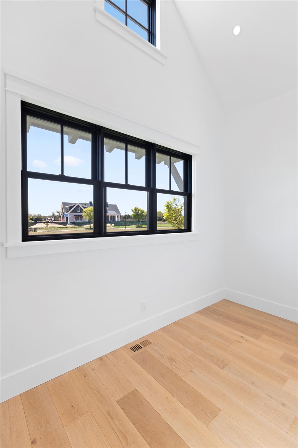 #14 photo, 35 Club Drive, サフォーク郡 Baiting Hollow , NY 11933