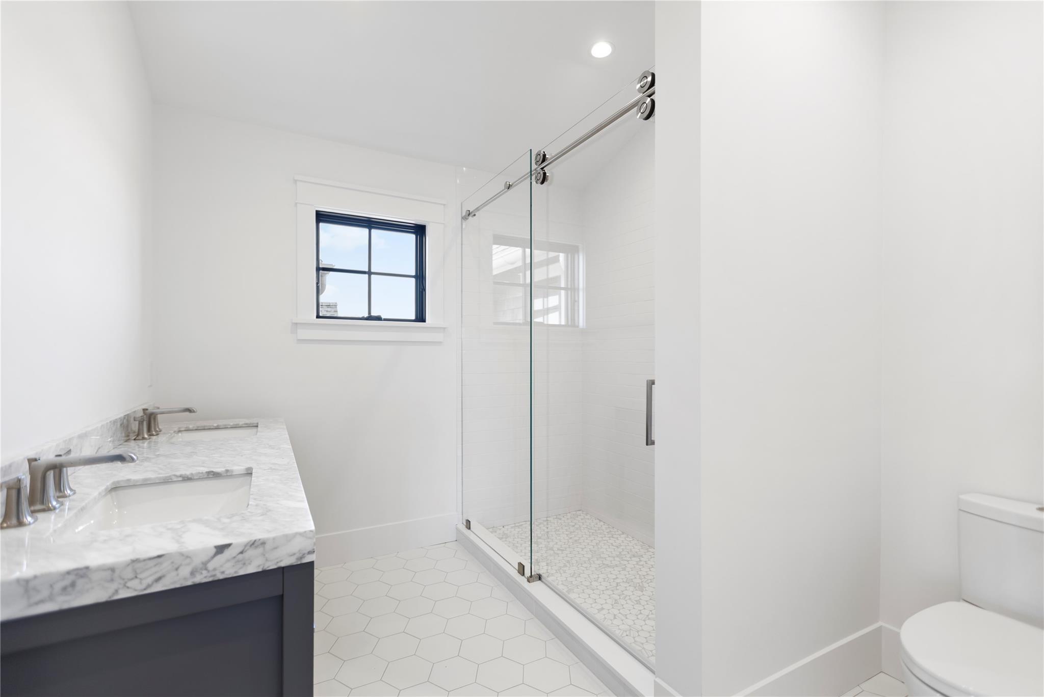 #17 photo, 35 Club Drive, サフォーク郡 Baiting Hollow , NY 11933