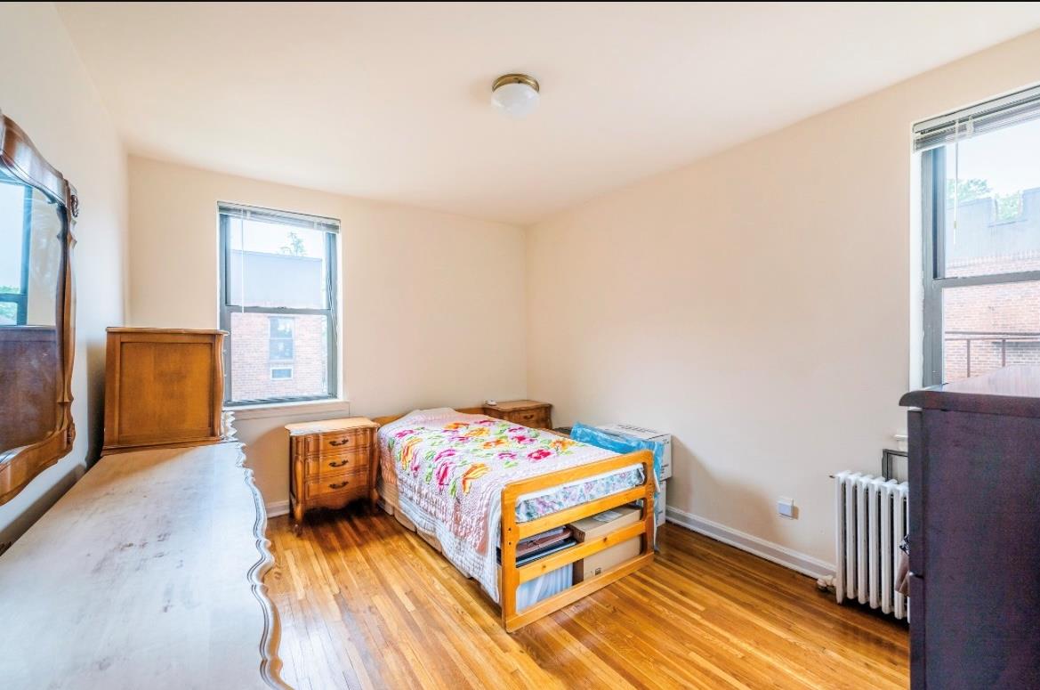 #12 photo, 215-43 48 Avenue, クイーンズ区 Bayside , NY 11364