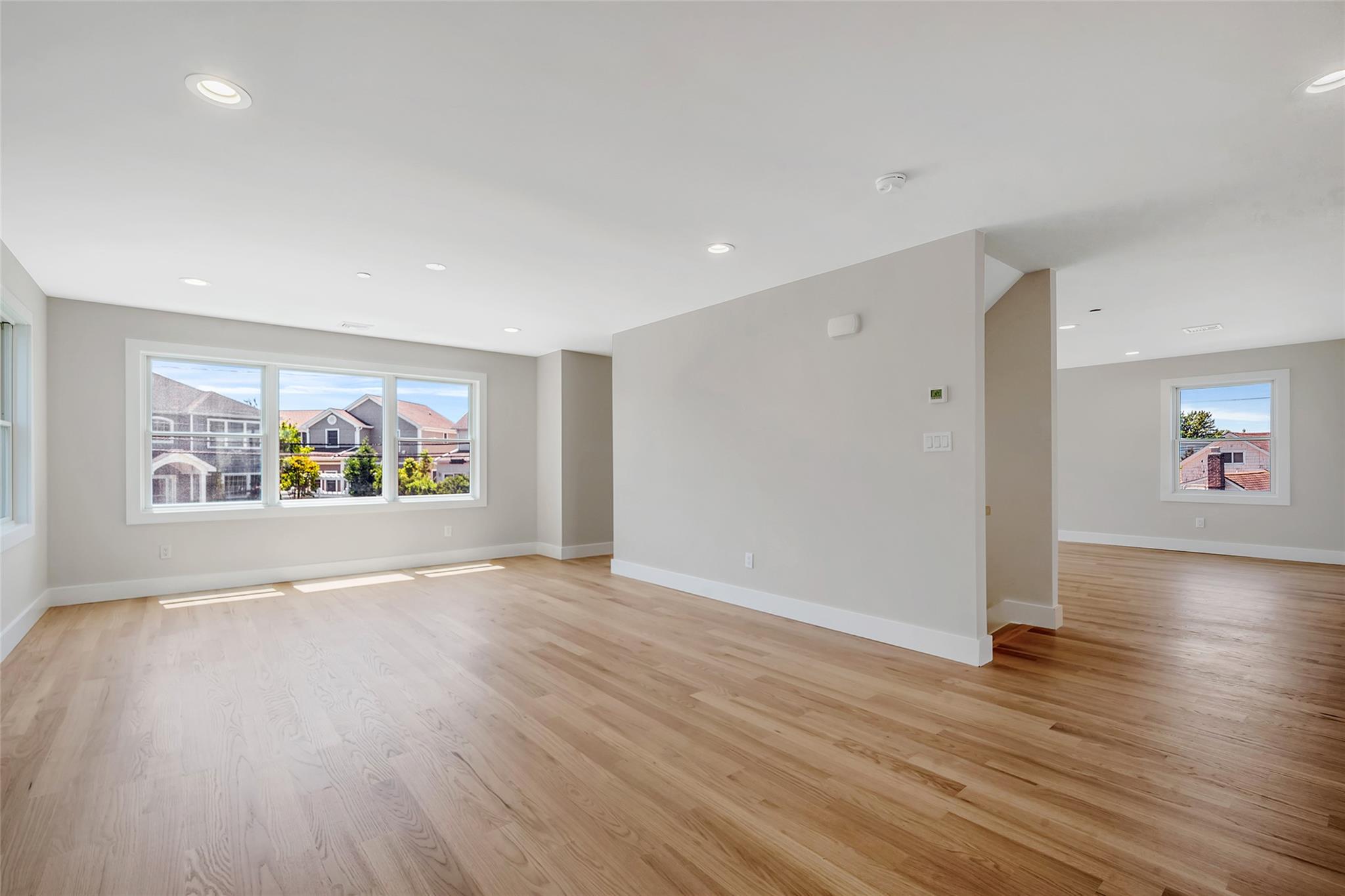 #13 photo, 237 Mott Street, ナッソー郡 Oceanside , NY 11572