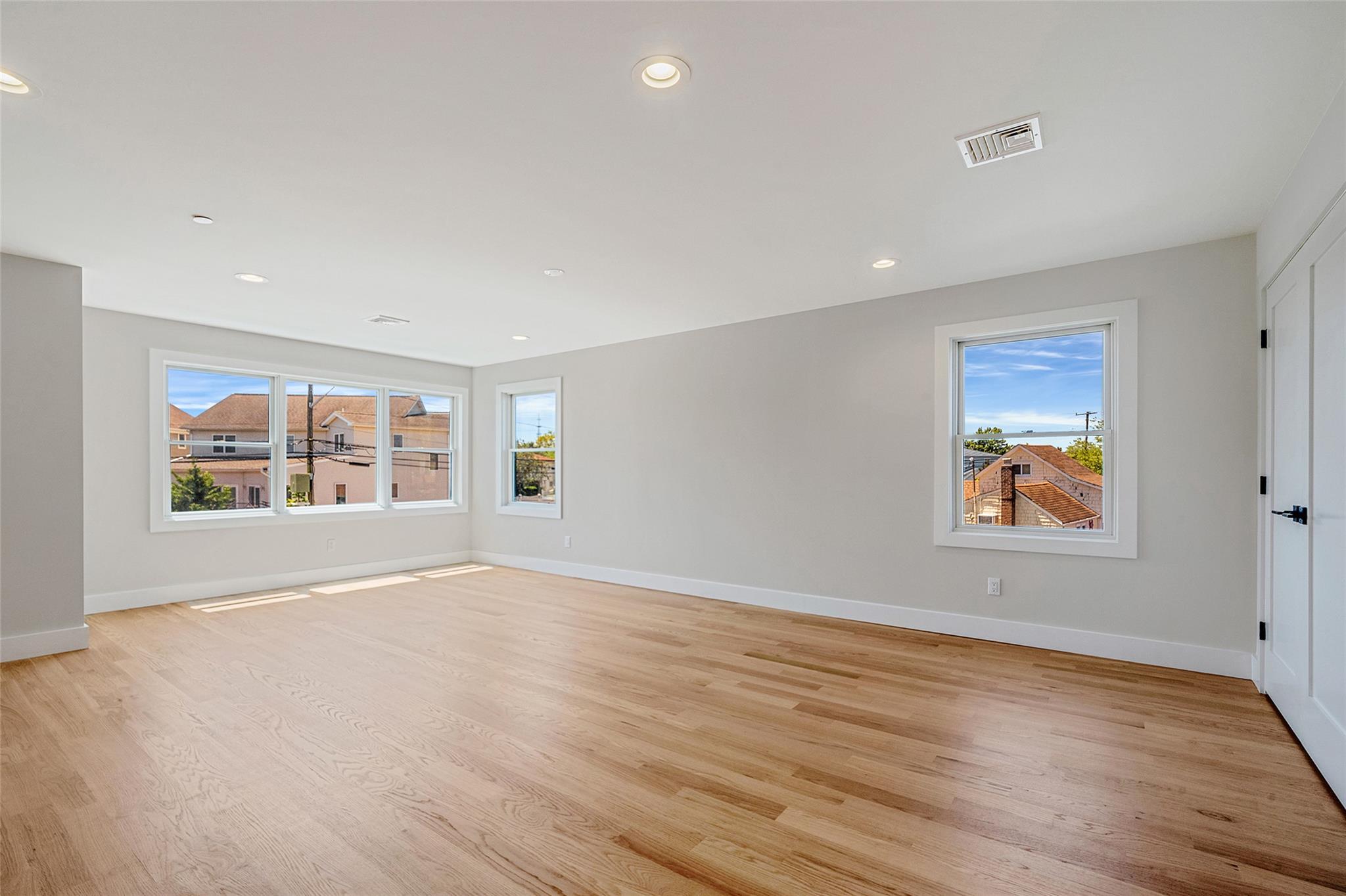 #20 photo, 237 Mott Street, ナッソー郡 Oceanside , NY 11572