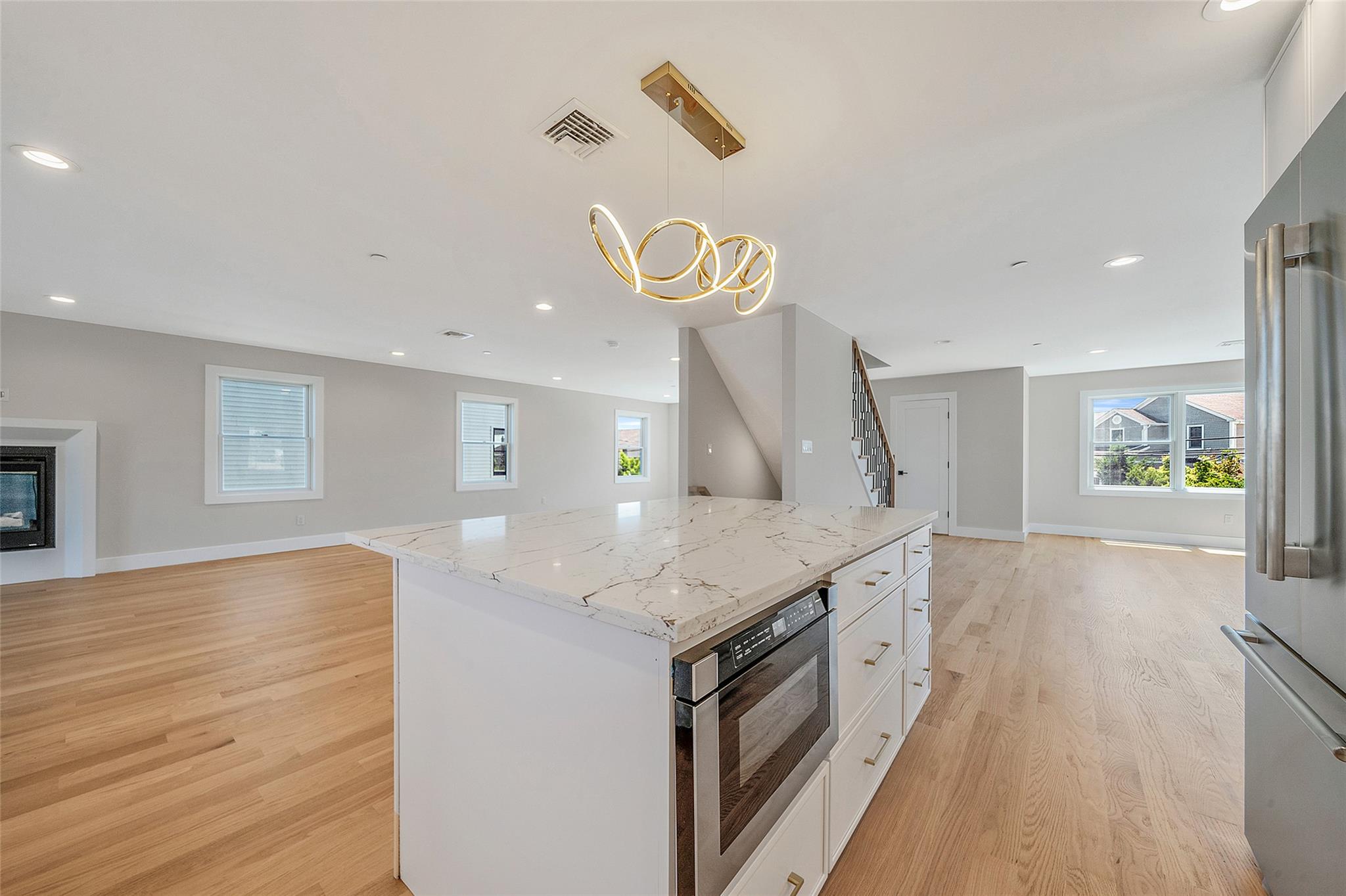 #9 photo, 237 Mott Street, ナッソー郡 Oceanside , NY 11572