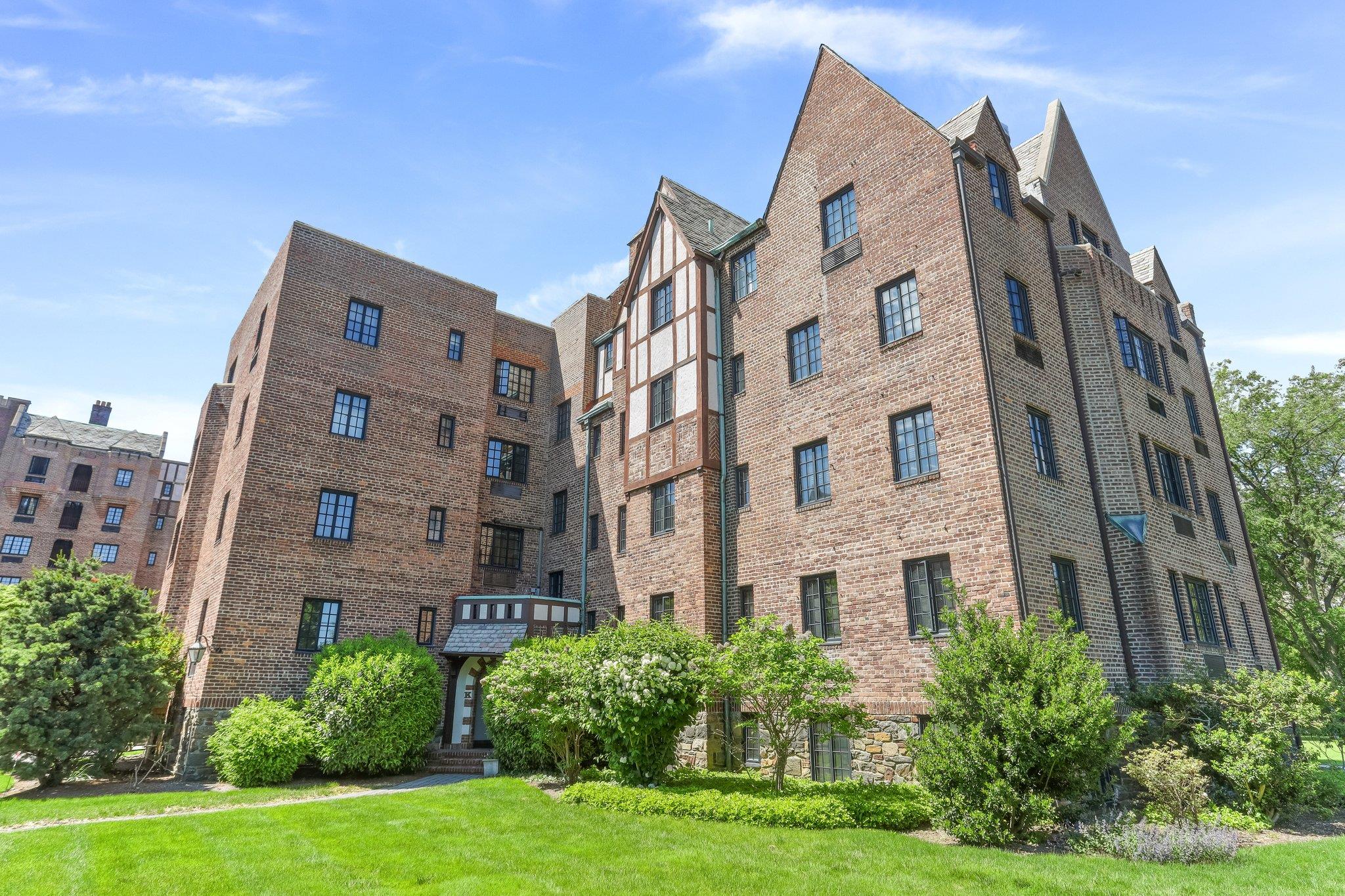 #1 photo, 66 Milton Road, Rye , NY 10580