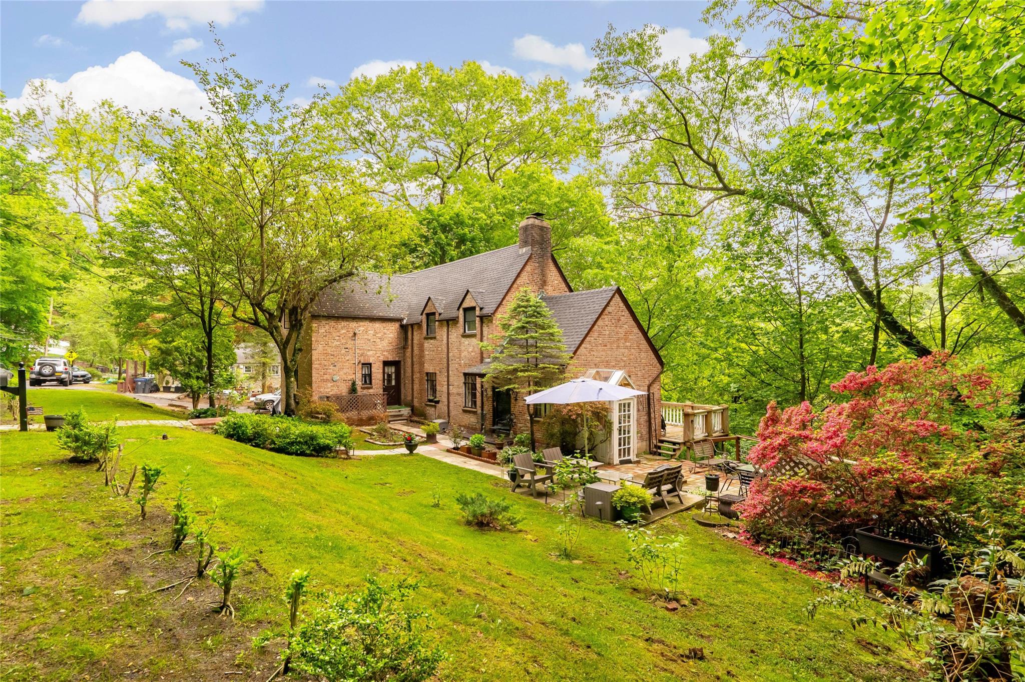 #2 photo, 640 Old Kensico Road, White Plains , NY 10603