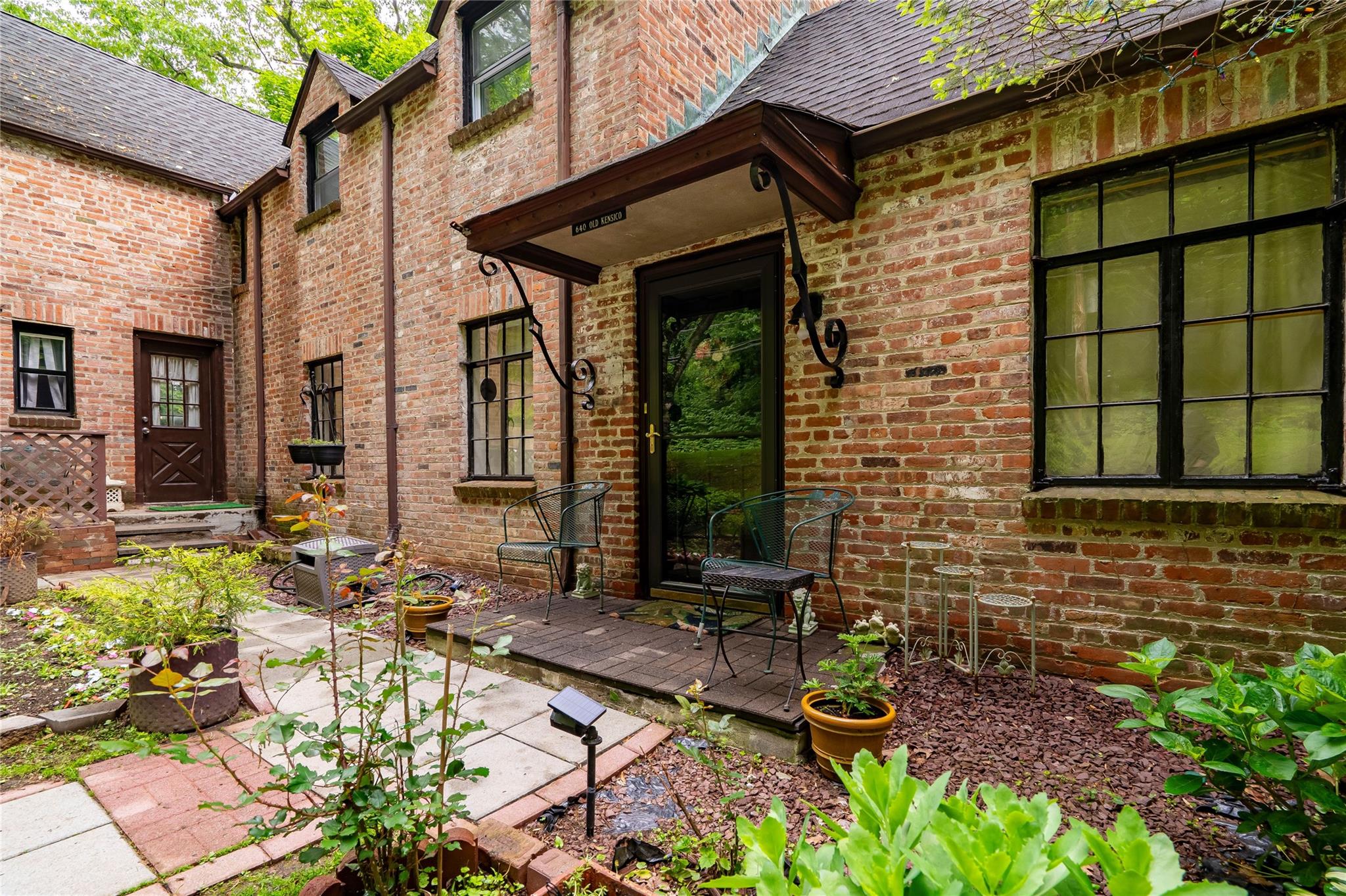 #6 photo, 640 Old Kensico Road, White Plains , NY 10603