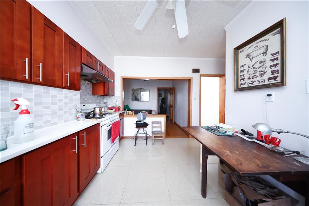 #4 photo, 59-61 56th Avenue, クイーンズ区 Maspeth , NY 11378