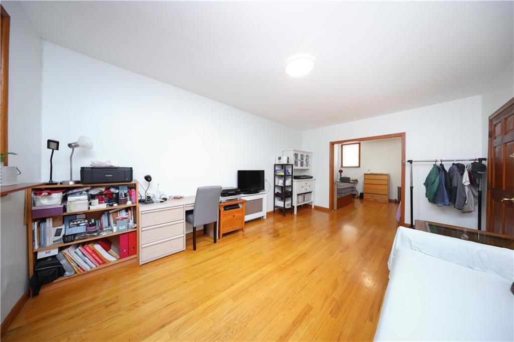 #7 photo, 59-61 56th Avenue, クイーンズ区 Maspeth , NY 11378