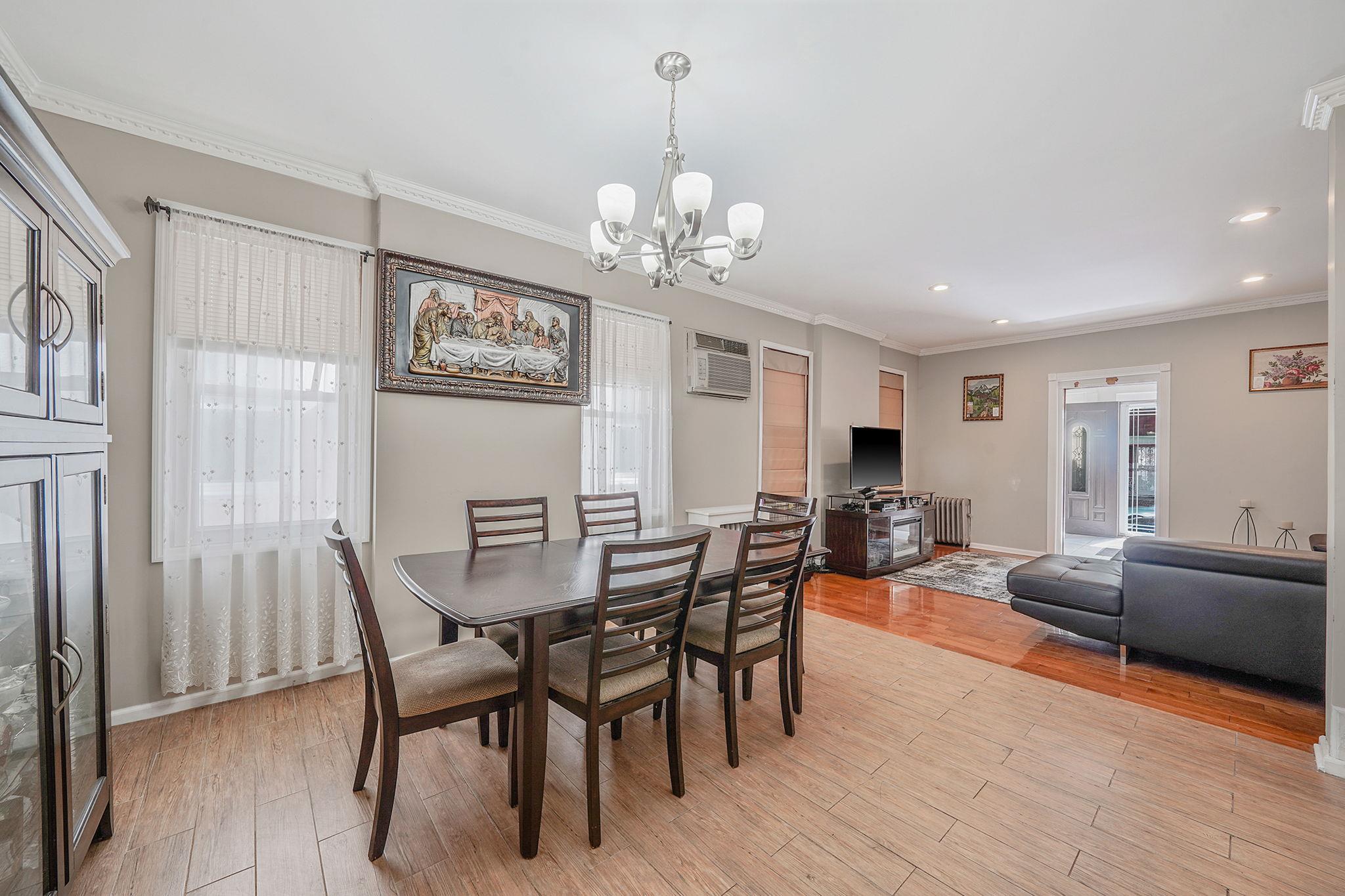 #12 photo, 70-27 69th Street, Glendale , NY 11385