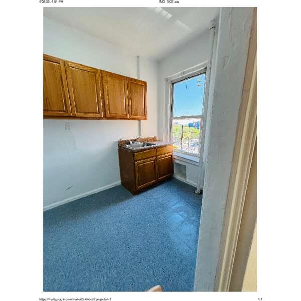 #9 photo, 1898 Longfellow Ave, ブロンクス区 Bronx , NY 10460