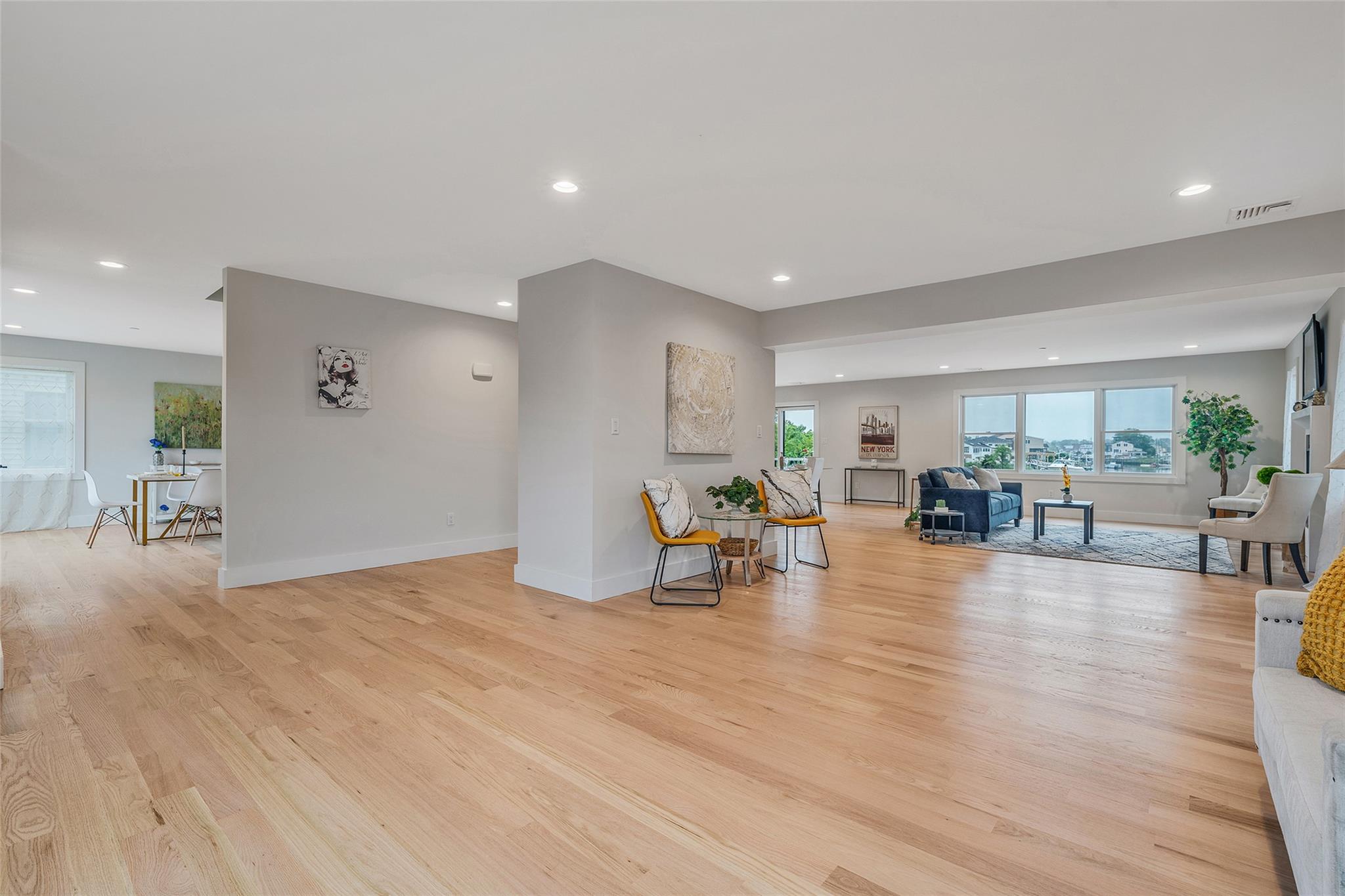 #16 photo, 243 Mott Street, ナッソー郡 Oceanside , NY 11572