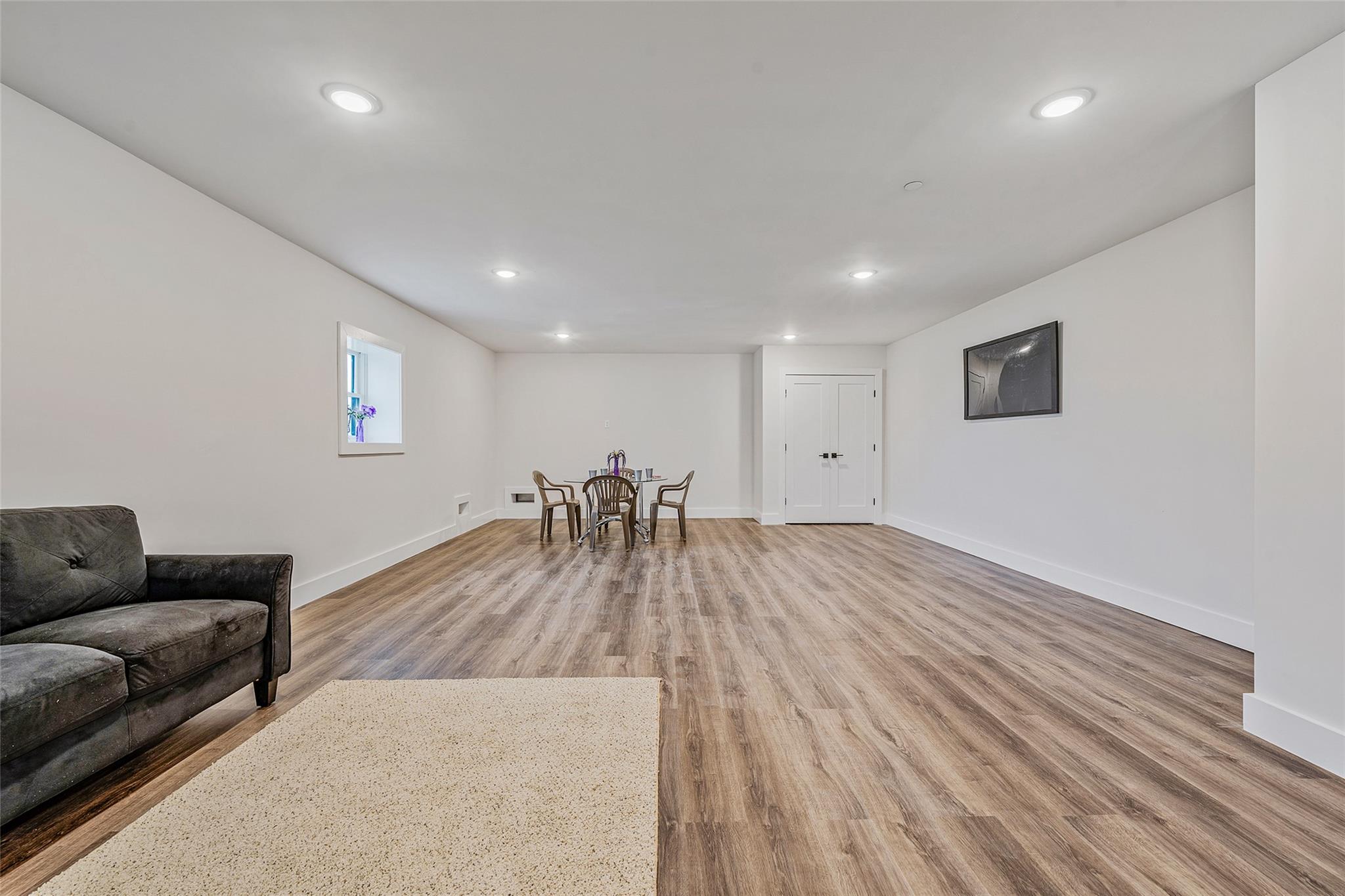 #4 photo, 243 Mott Street, ナッソー郡 Oceanside , NY 11572