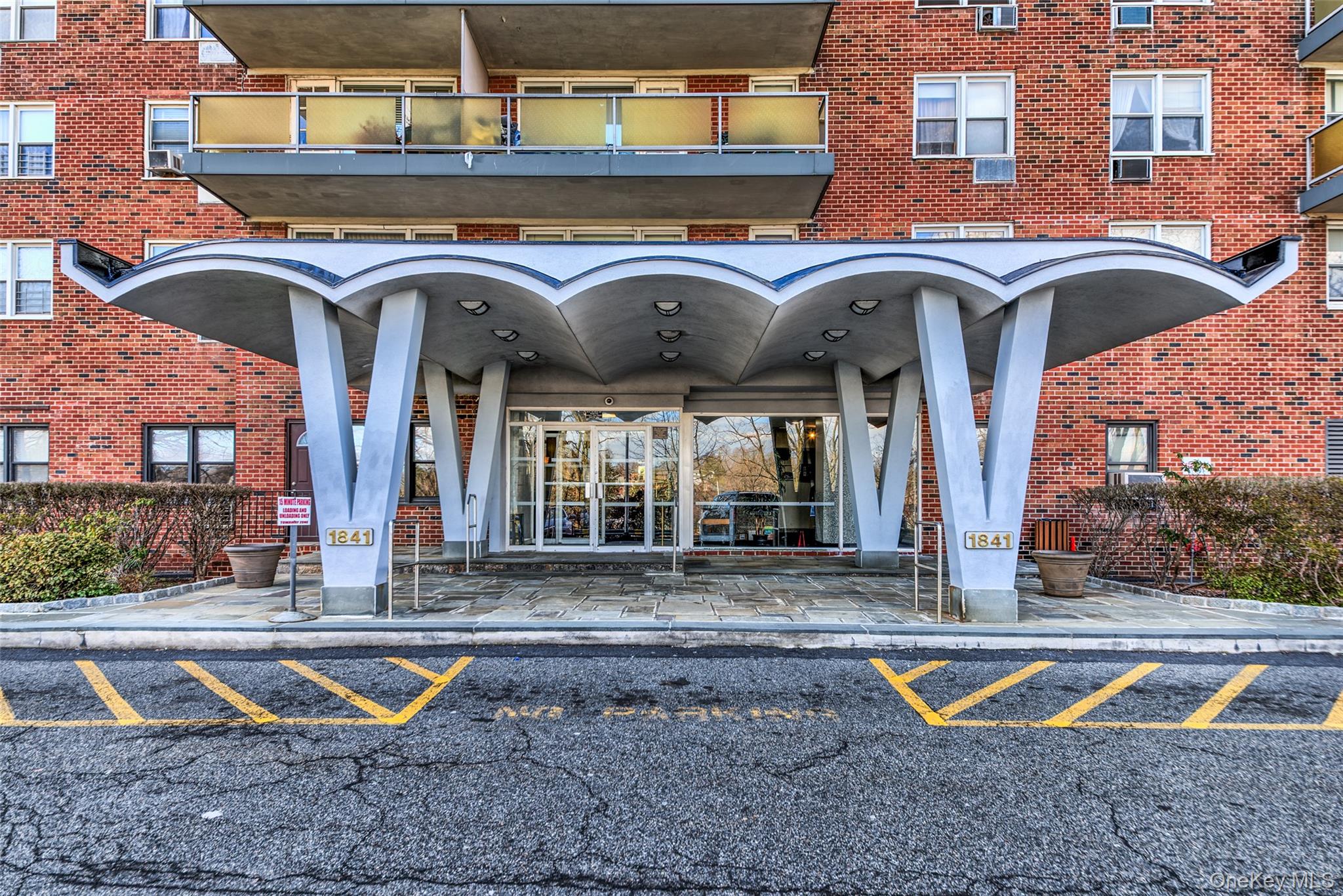 #1 photo, 1841 Central Park Avenue, Yonkers , NY 10710