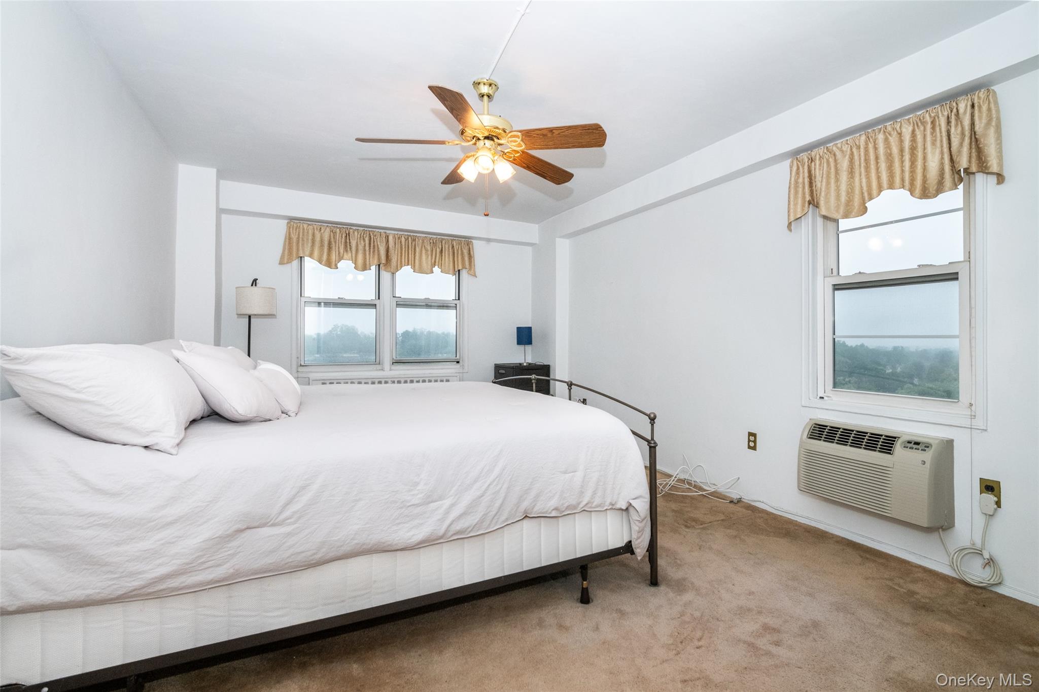 #10 photo, 1841 Central Park Avenue, Yonkers , NY 10710