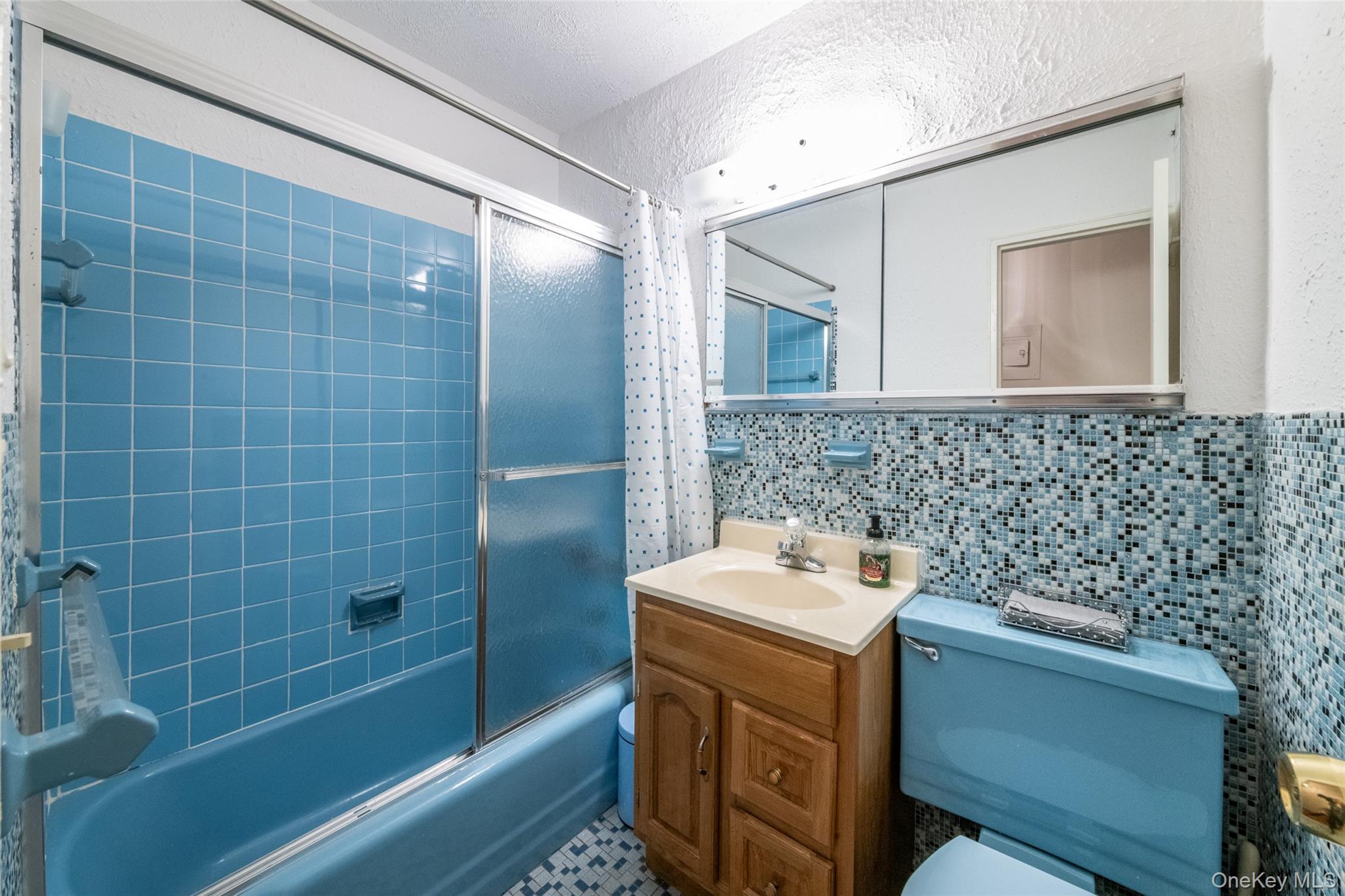 #16 photo, 1841 Central Park Avenue, Yonkers , NY 10710