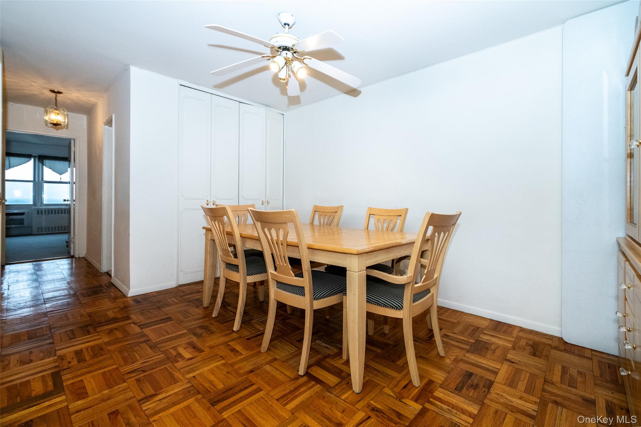 #4 photo, 1841 Central Park Avenue, Yonkers , NY 10710